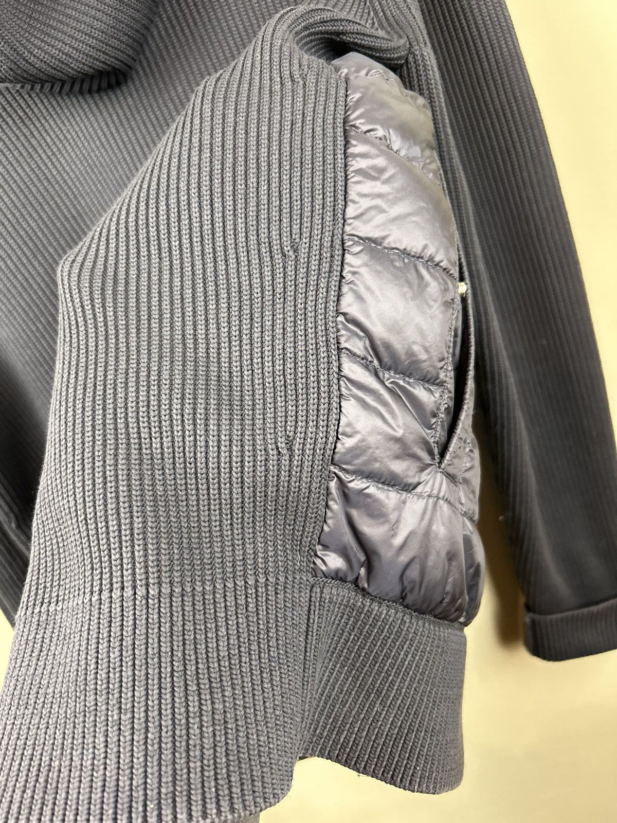 Moncler Moncler Cardigan Trikot Size L Size US L / EU 52-54 / 3 - 21 Thumbnail