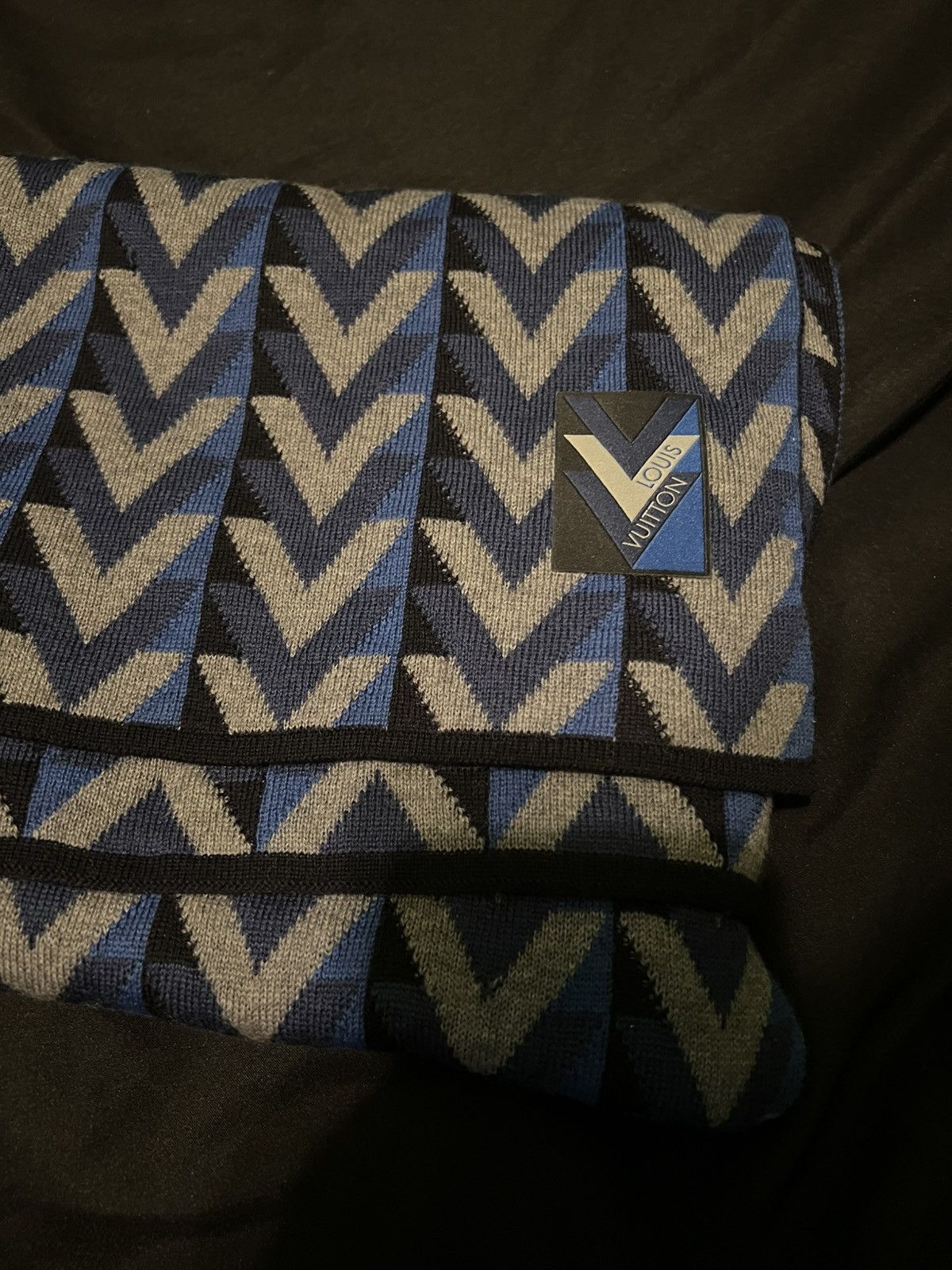 Louis Vuitton Louis Vuitton Scarf And Beanie Hat Set Grey Blue Echarpe V Size ONE SIZE - 7 Thumbnail