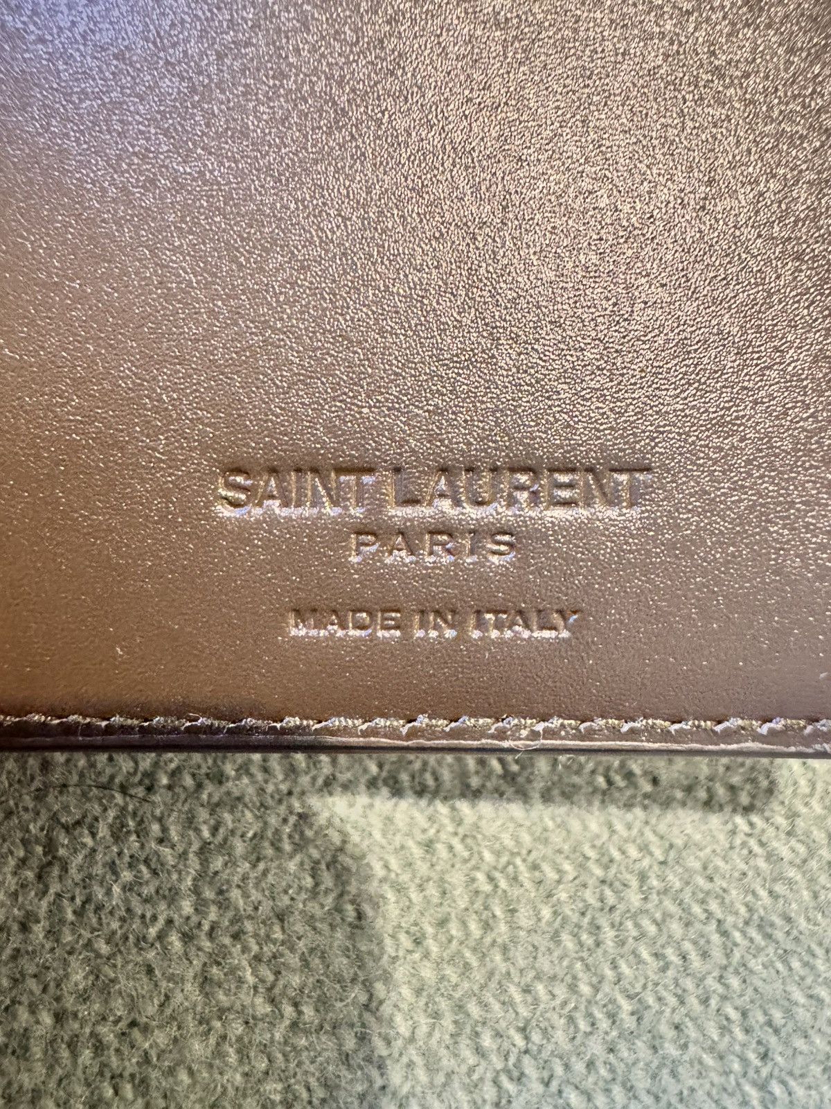 Yves Saint Laurent Saint Laurent Paris Credit Card Wallet in Smooth Leather Size ONE SIZE - 14 Thumbnail