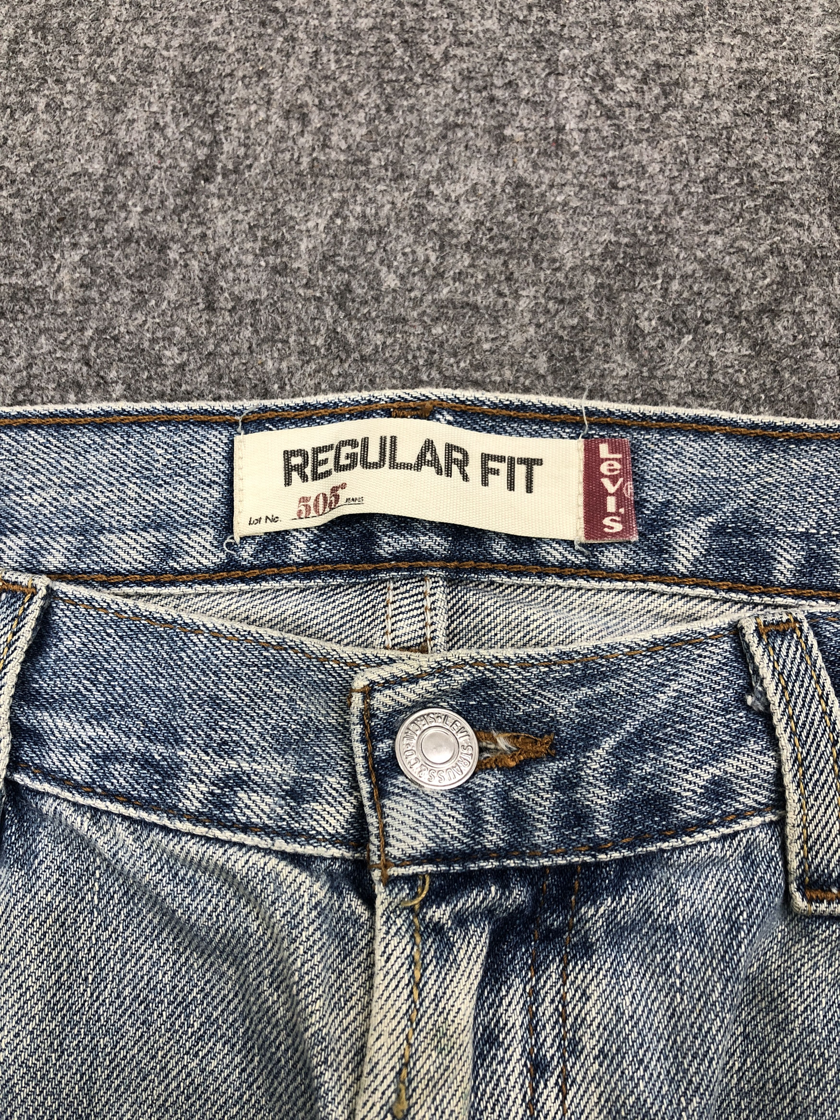 Levi's × Vintage Vintage Levis 505 Light Blue Washed Jeans Size US 36 / EU 52 - 9 Thumbnail