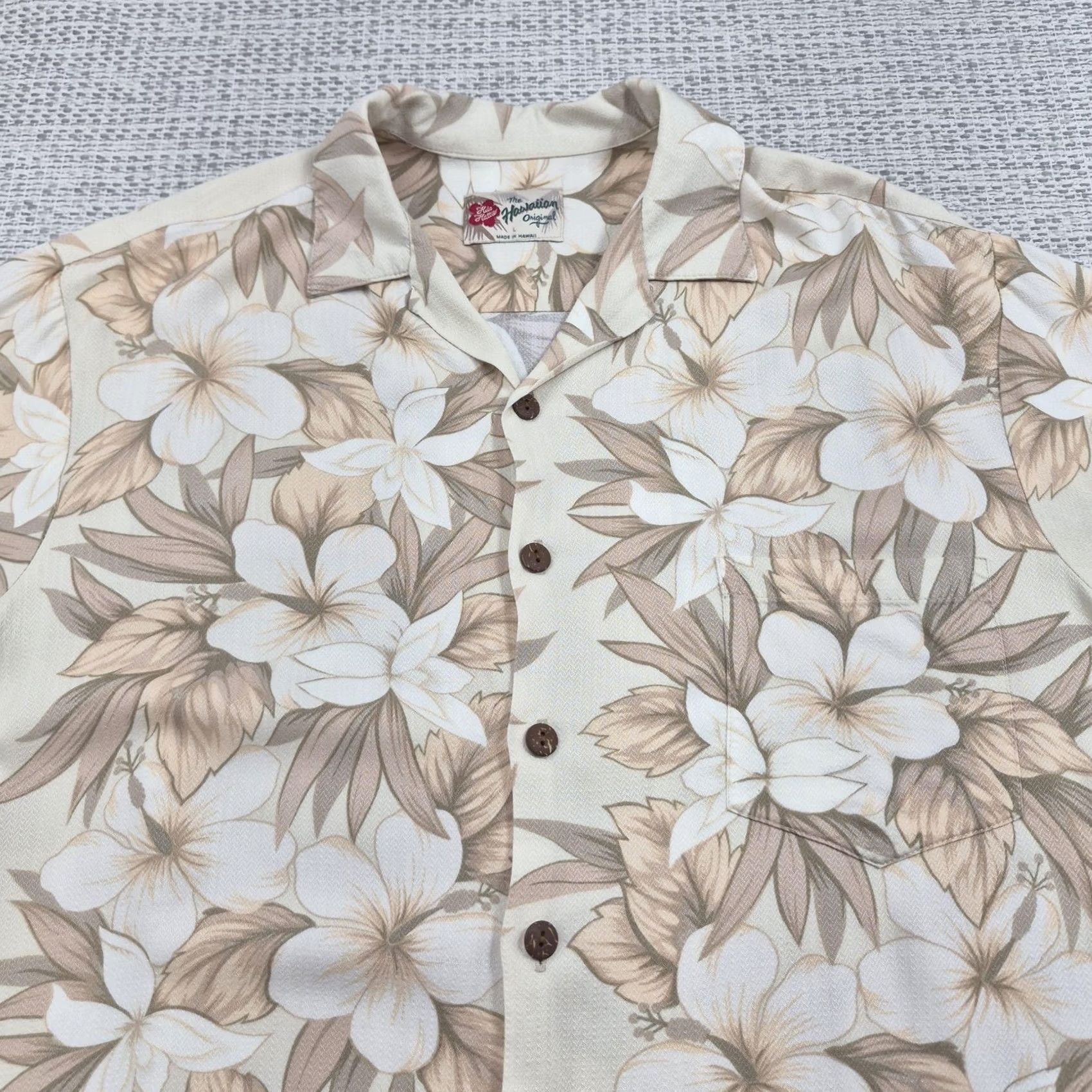 Hilo Hattie Hilo Hattie Button Up Shirt Mens Large Beige Floral Hawaiian Short Sleeve Shirt Size US L / EU 52-54 / 3 - 4 Thumbnail