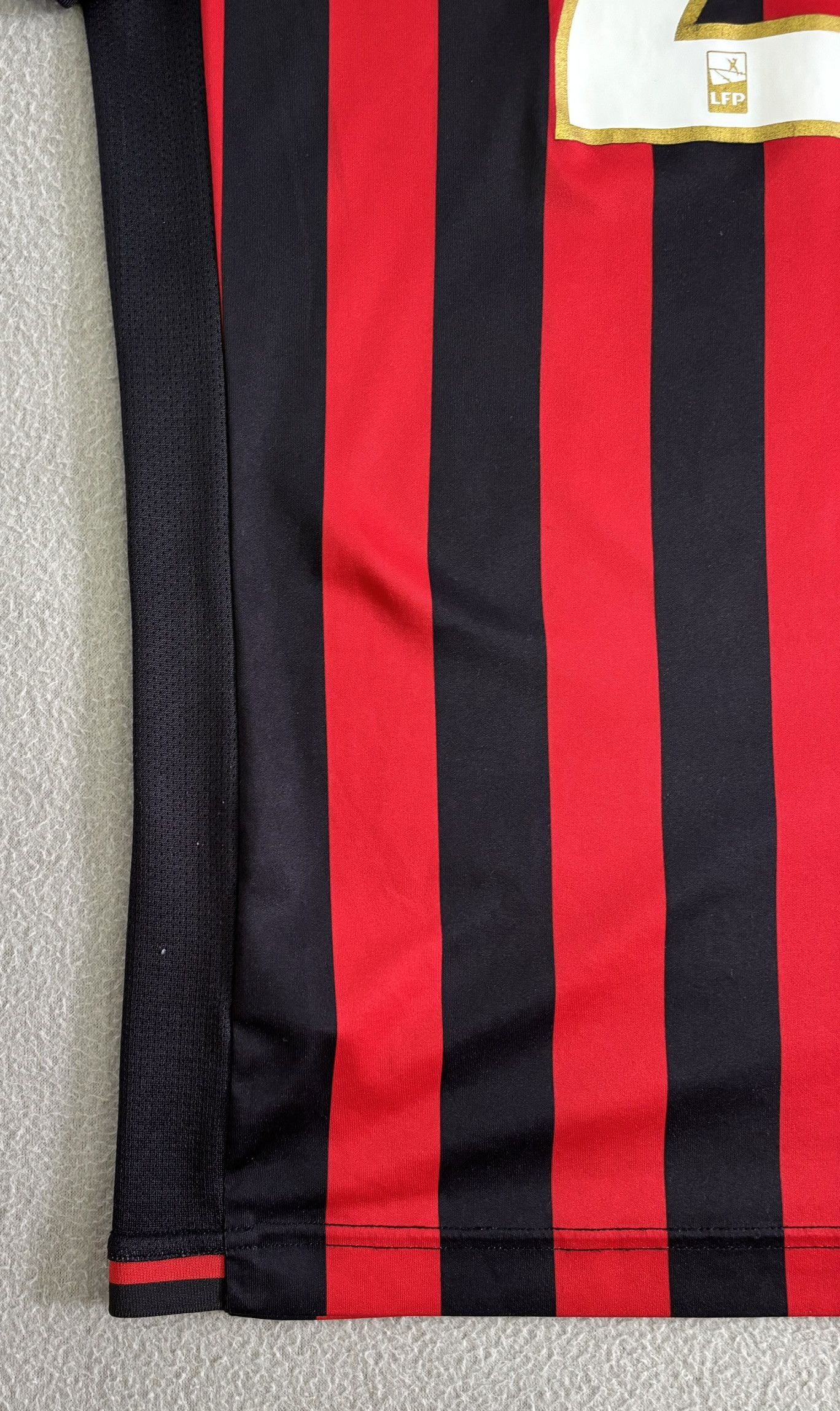 Macron OGC Nice 2019/2020 Durmisi #27 Macron Football Jersey Size L Size US L / EU 52-54 / 3 - 17 Thumbnail