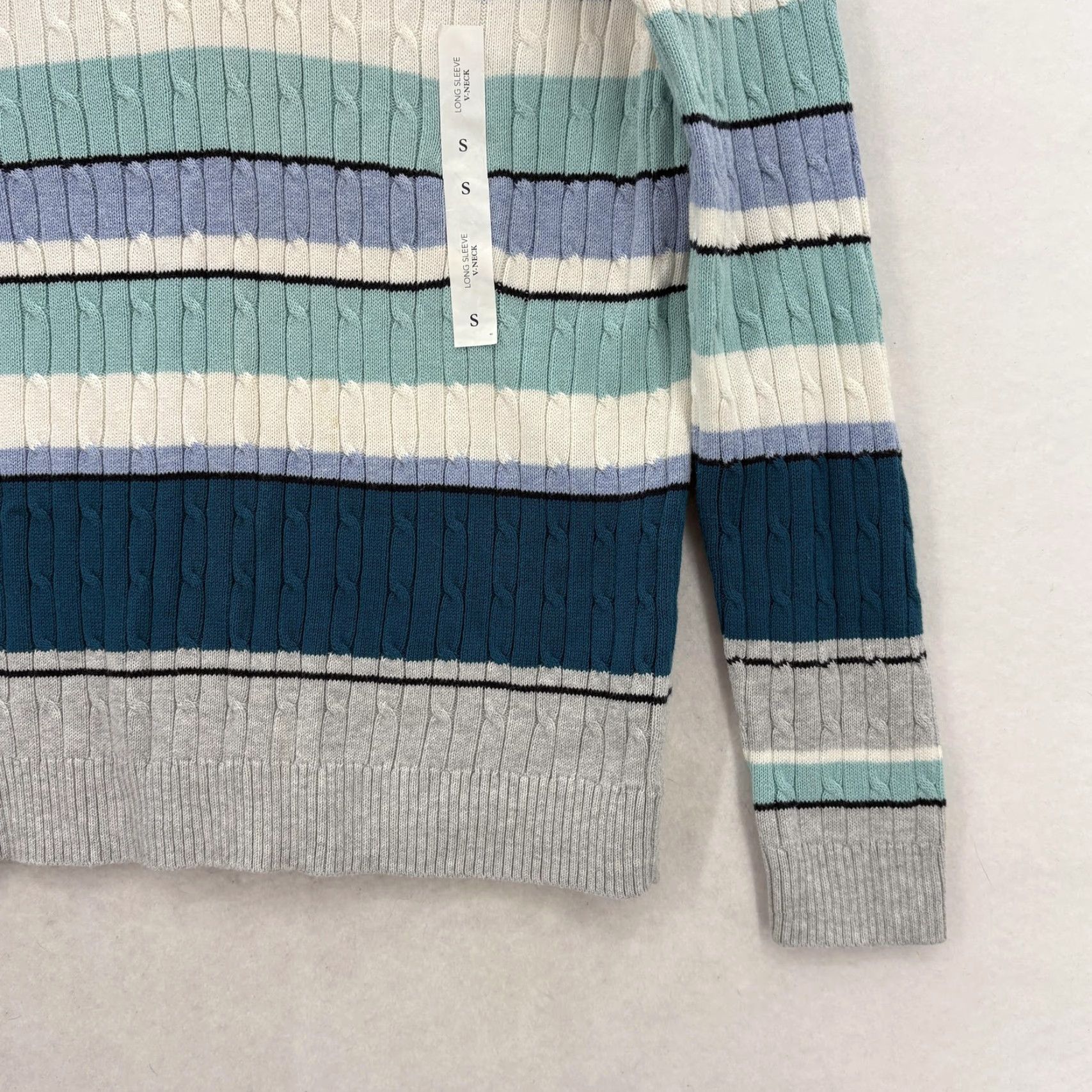 Croft & Barrow Croft & Barrow Womens Small Multicolor Stripe V Neck Cable Knit Sweater Preppy Size S / US 4 / IT 40 - 3 Thumbnail
