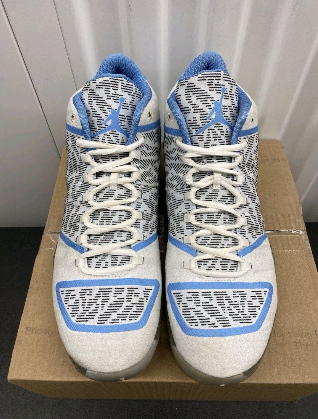 Jordan Brand Nike Air Jordan Retro 29 Pantone 717796108 Size 11 Men Size US 11 / EU 44 - 2 Thumbnail