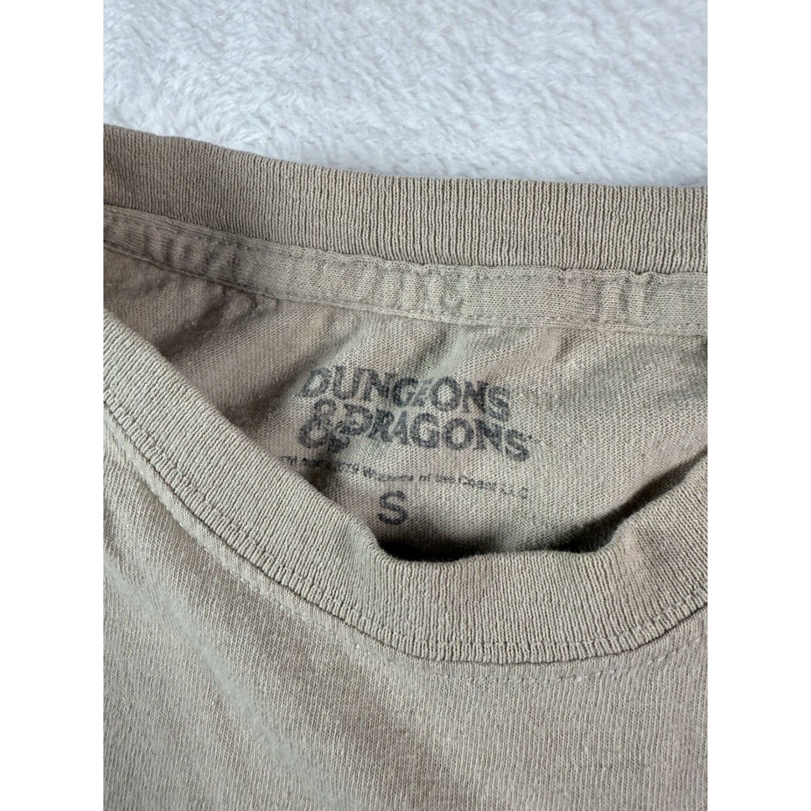 Vintage Dungeons & Dragons T-shirt Unisex Adults Short Sleeve Crew Neck Wizard Graphic Tee 2019 Brown Small Size US S / EU 44-46 / 1 - 3 Thumbnail
