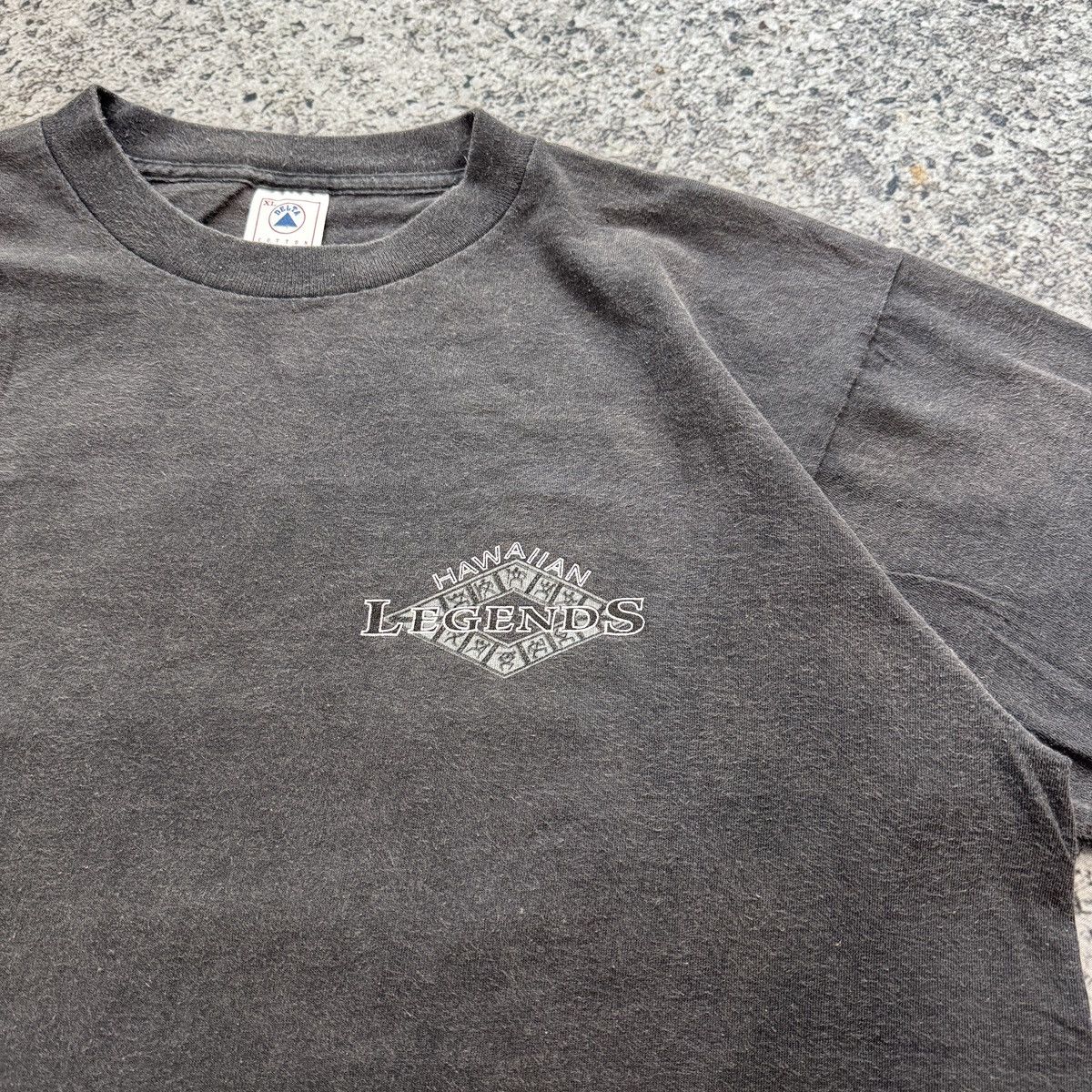 Vintage 90s Hawaiian Legends Kapu Sun Faded Tee ERD Grunge Size US XL / EU 56 / 4 - 5 Thumbnail