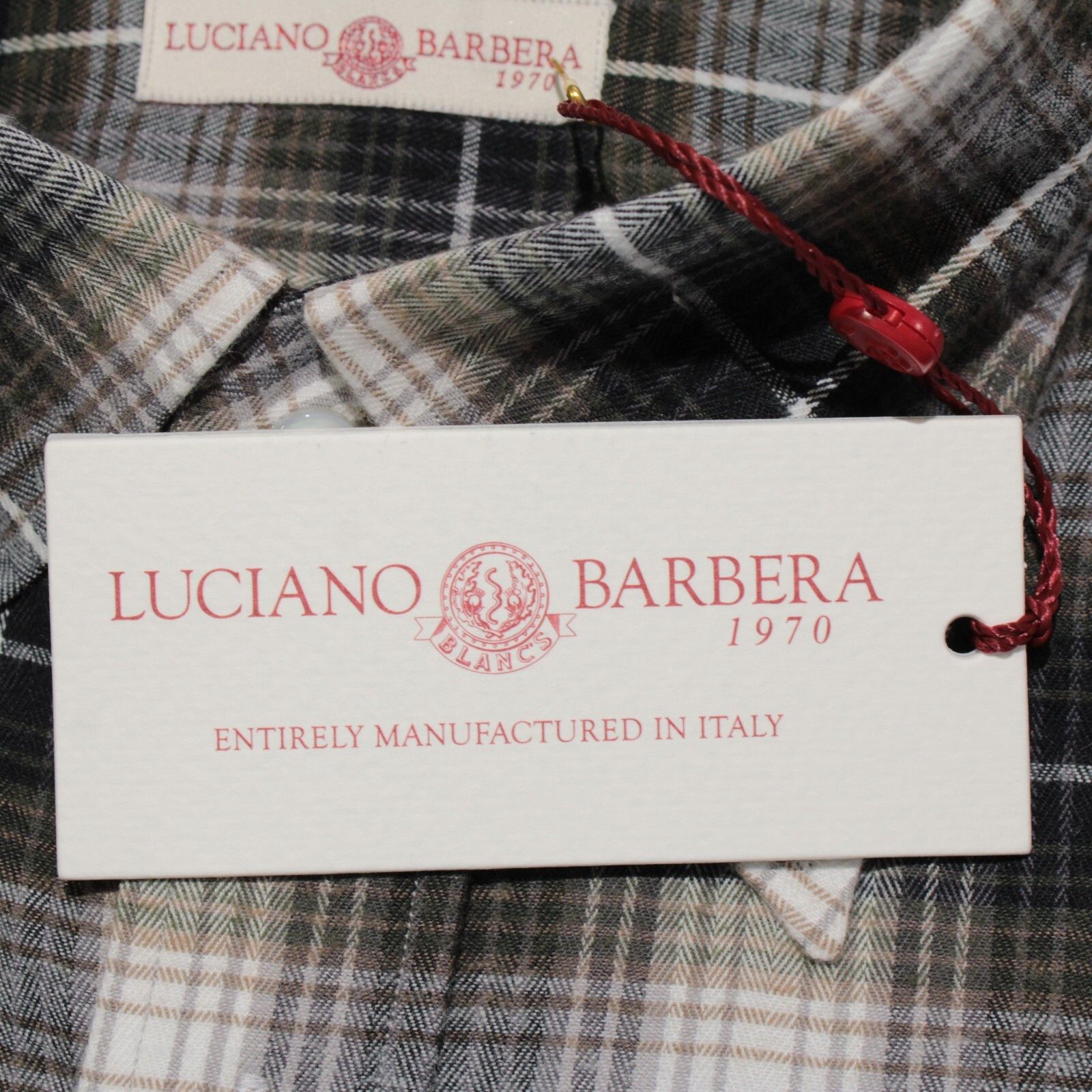 Luciano Barbera Luciano Barbera New with tags Shirt Size M US In Black Size US M / EU 48-50 / 2 - 2 Thumbnail