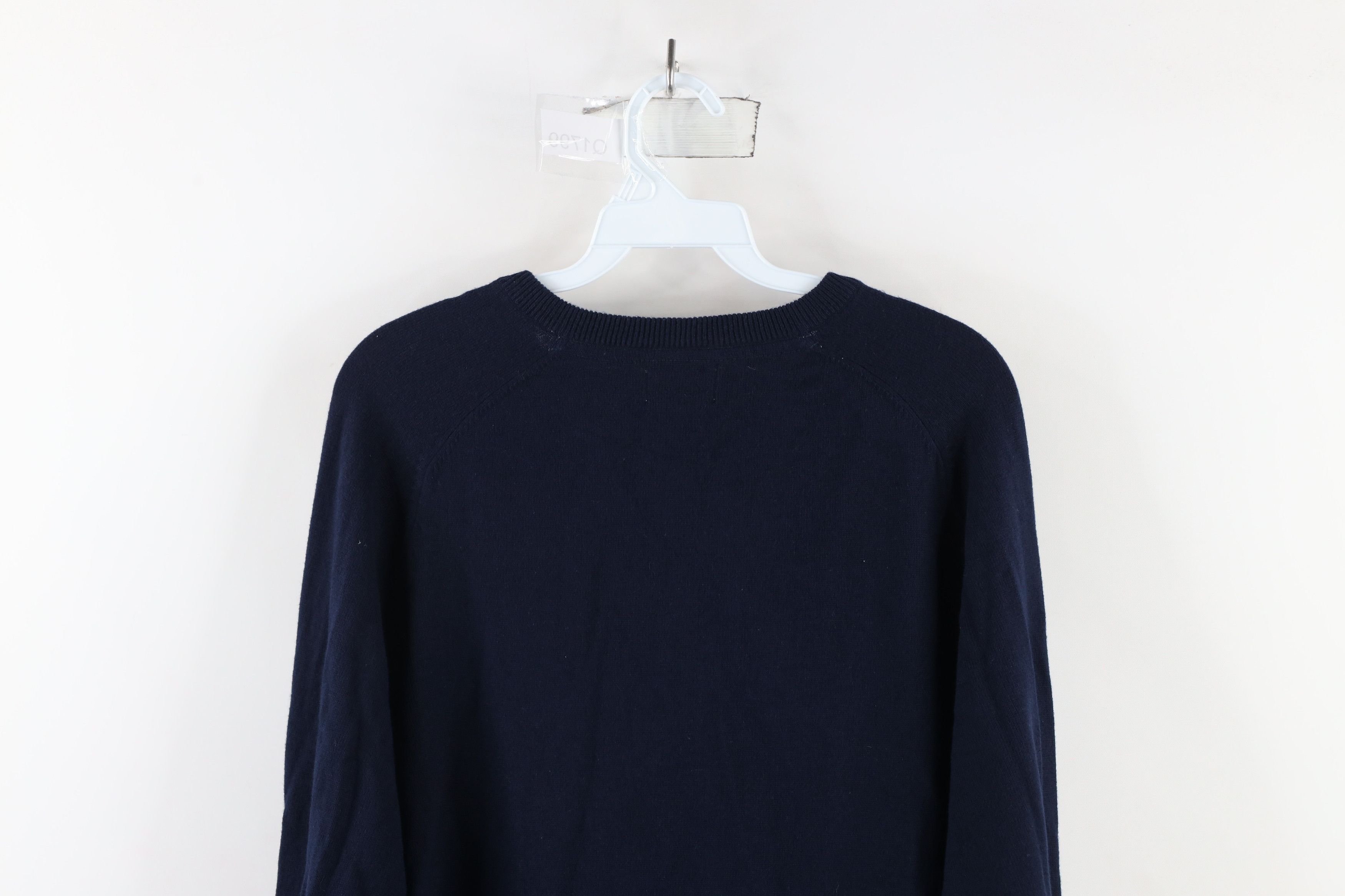 L.L. Bean × Vintage Vintage LL Bean Cashmere Blend Knit V-Neck Sweater Navy Blue Size US L / EU 52-54 / 3 - 7 Thumbnail
