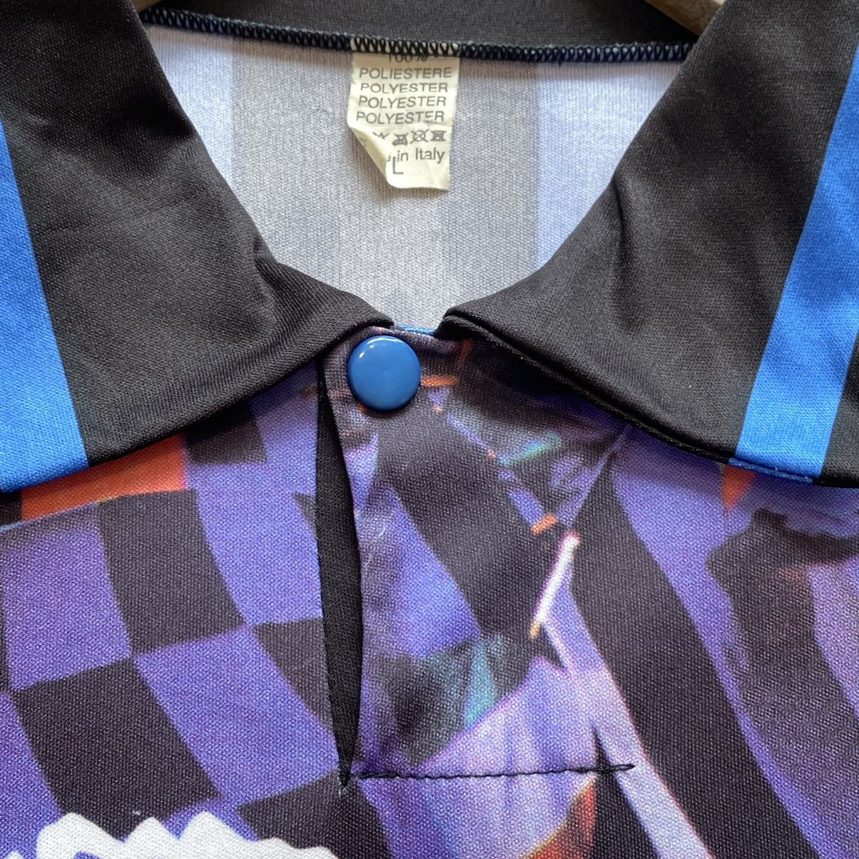 Vintage Vintage 90s Inter Milan Dennis Bergkamp Bootleg Jersey Size US L / EU 52-54 / 3 - 6 Thumbnail
