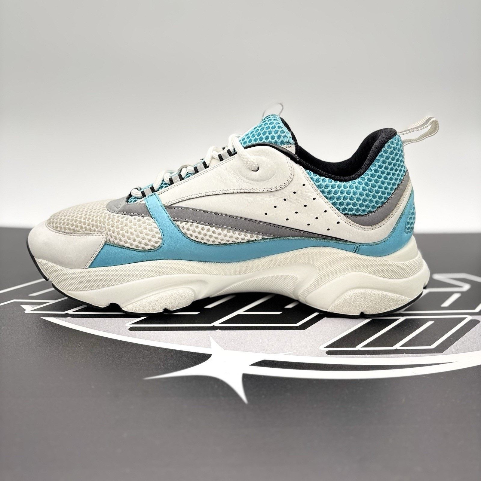 Dior Dior B22 ‘ White Blue ’ | GREAT CONDITION! Size US 12 / EU 45 - 4 Thumbnail