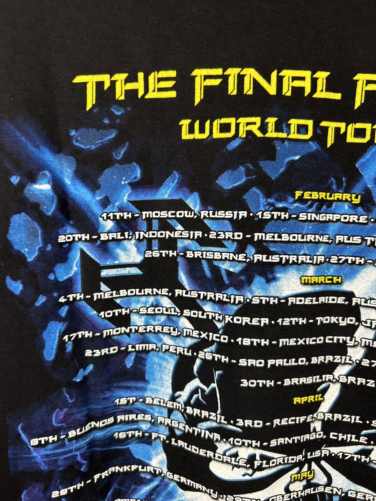 Band Tees Vintage Iron Maiden The Final Frontier World Tour 2011 Tee Size US XL / EU 56 / 4 - 11 Thumbnail