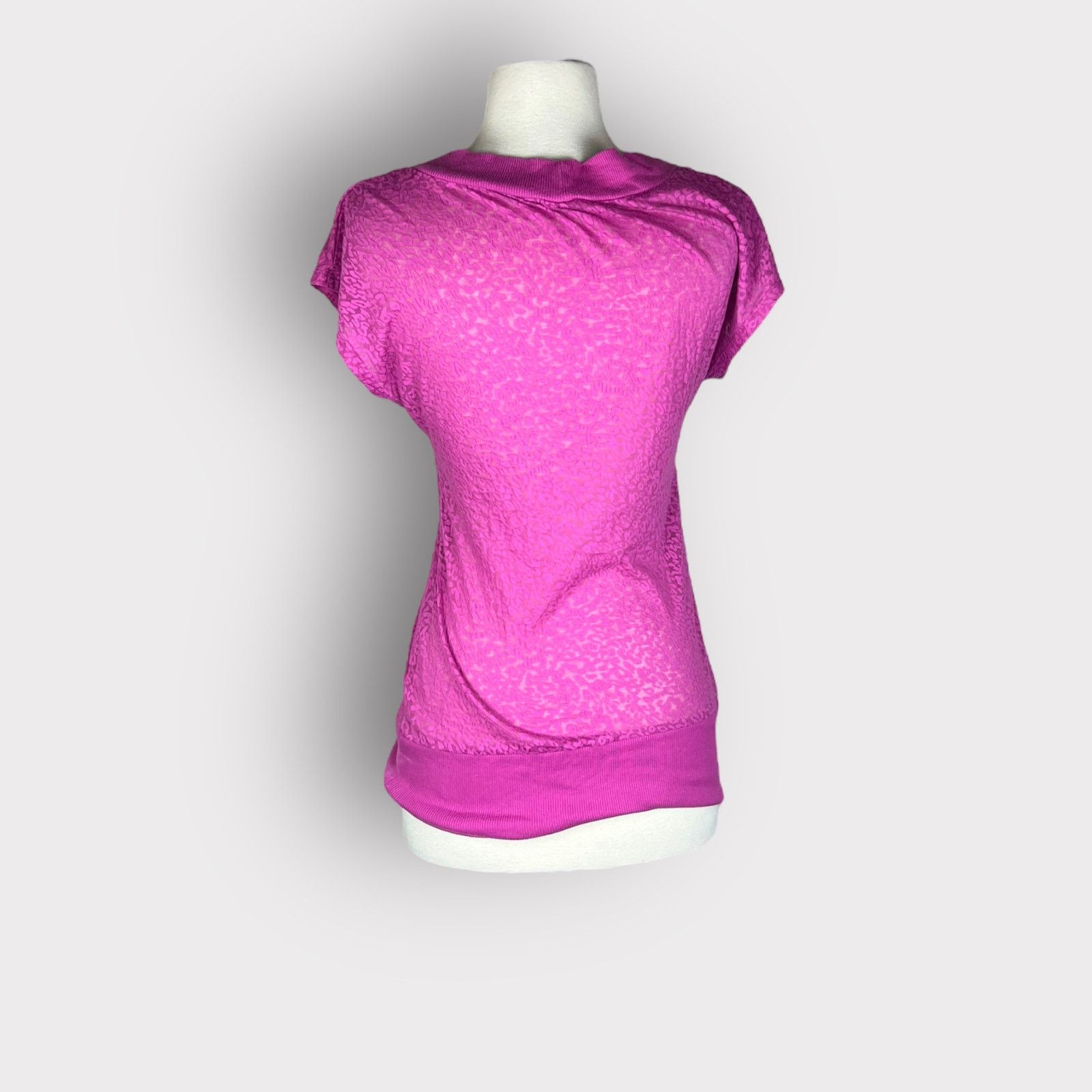Express Express | Vintage Y2K Burnout Fuchsia Animal Print Tee | XS Size XS / US 0-2 / IT 36-38 - 3 Thumbnail