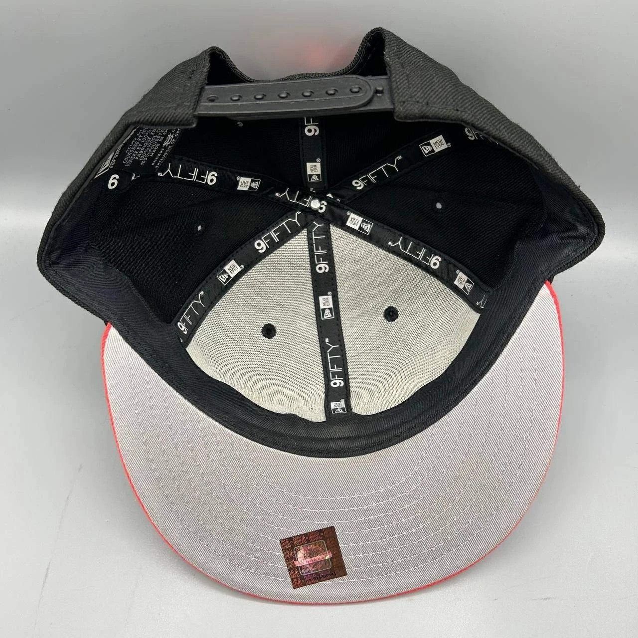New Era Cleveland Cavaliers Hat Men Black Red Embroidered Snap Back Size ONE SIZE - 2 Thumbnail