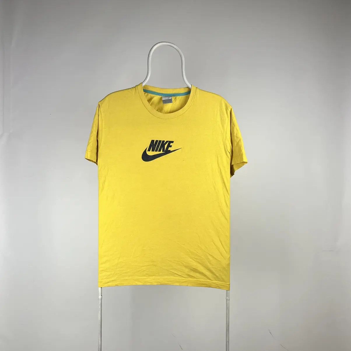 Nike Nike T-shirt spellout logo size Large Size US L / EU 52-54 / 3 - 1 Thumbnail