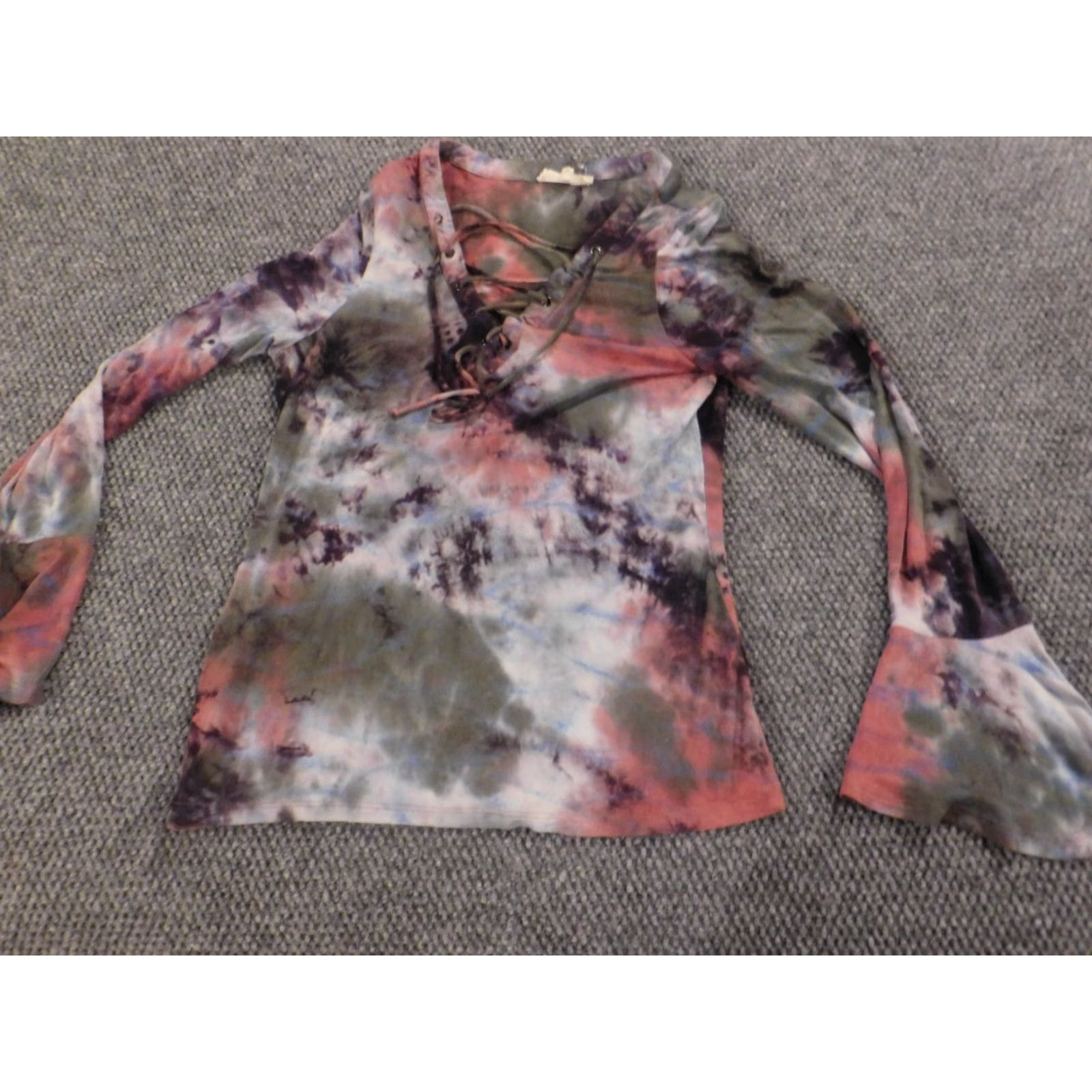Vintage Entro Blouse Womens L Gray Floral Round Neck Pullover Stretch Bell Sleeve Casual Modern Basic Size L / US 10 / IT 46 - 2 Thumbnail