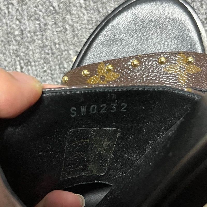 Louis Vuitton Louis Vuitton Lock It Brown Slide Sandals -2508 Size US 6 / IT 36 - 5 Thumbnail