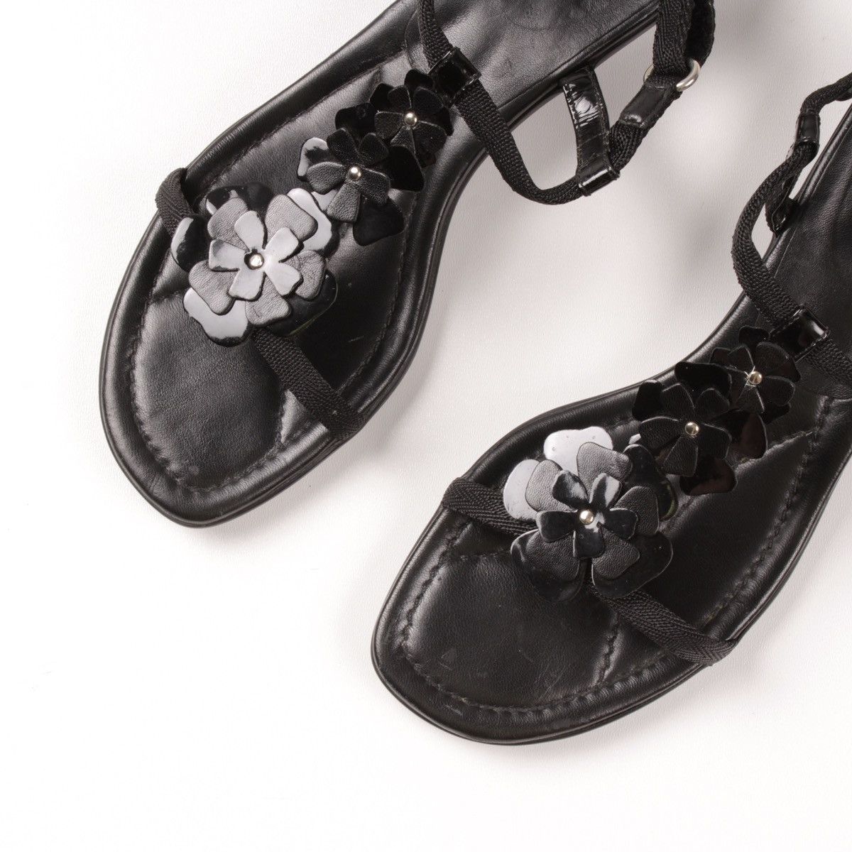 Prada Authentic Prada Black Patent Leather Floral Sandals Size US 9.5 / IT 39.5 - 12 Thumbnail