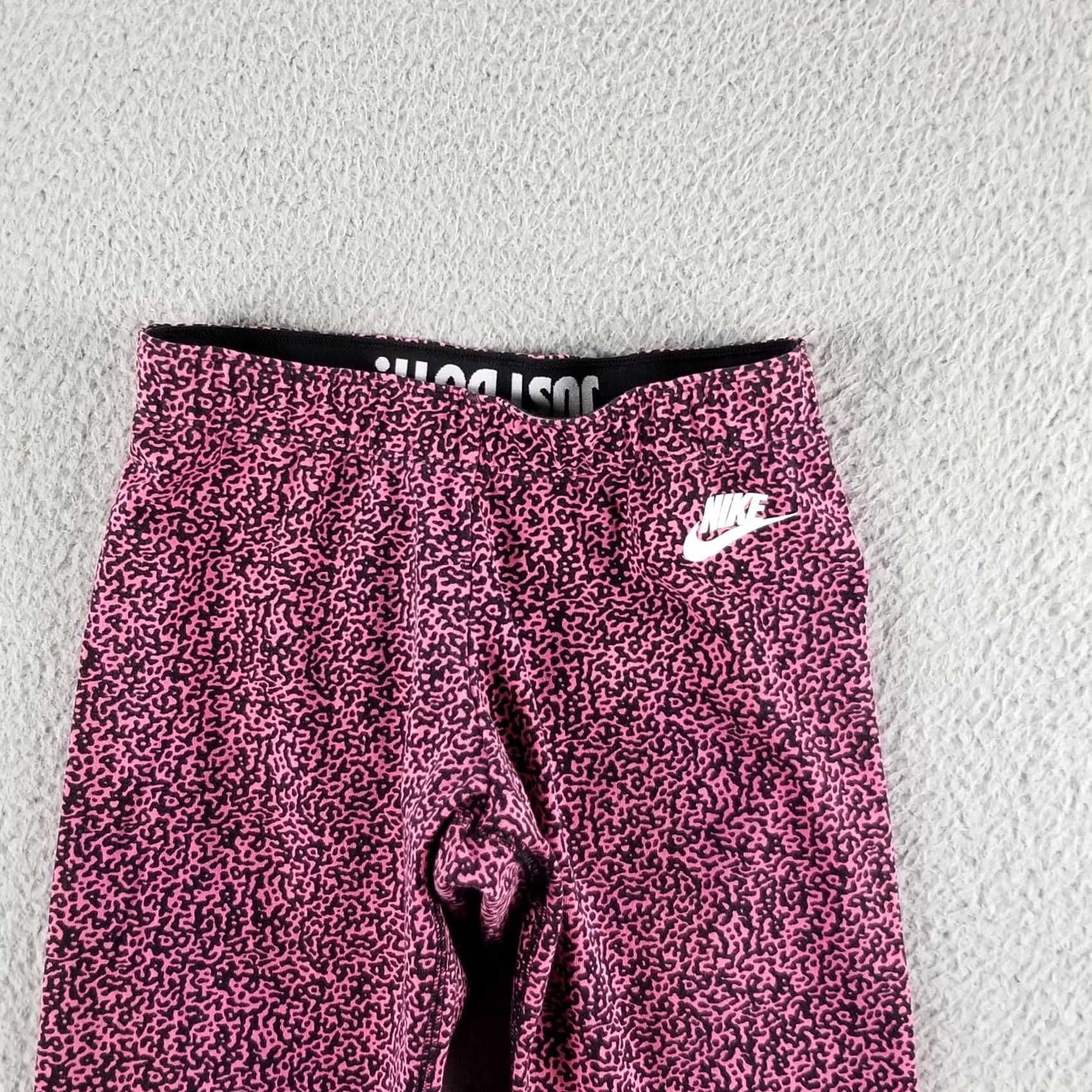 Nike Nike Leggings Pants Women Small Pink Elephant AOP Print 615053 Size 28" / US 6 / IT 42 - 2 Thumbnail