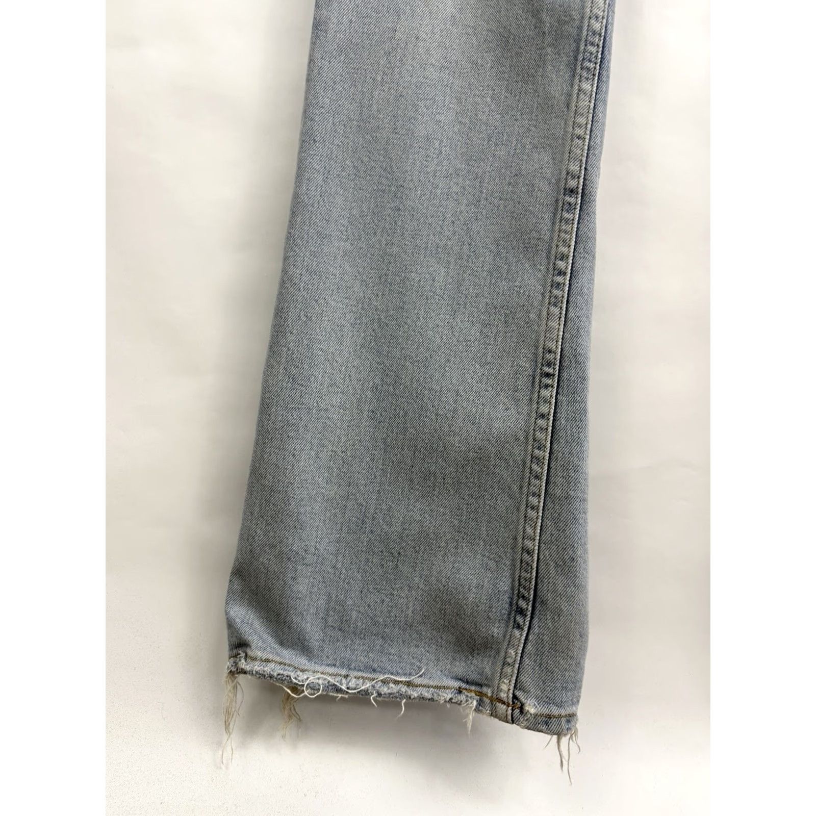 Acne Studios Acne Studios Width Flare Jeans Lita Indigo Fray Flared Jeans - 27/32 - Blue - Women John/Adult Regular Size 27/32 Size 27" / US 4 / IT 40 - 5 Thumbnail