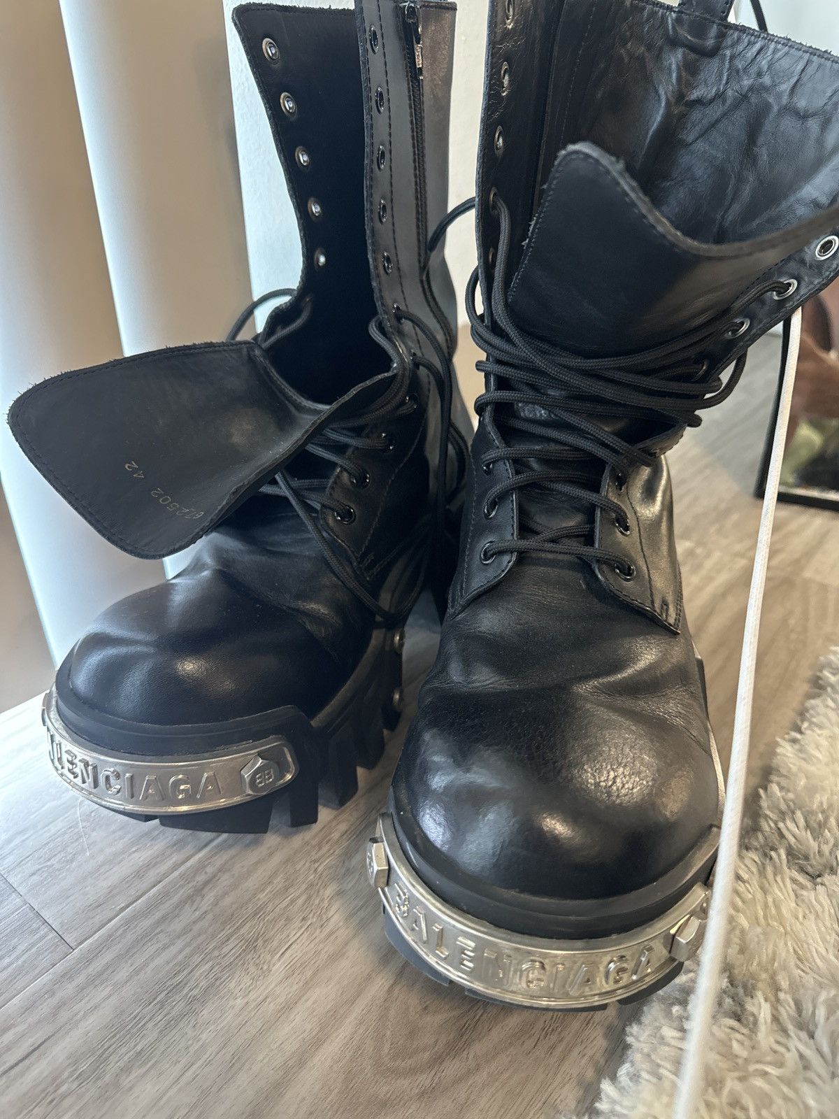 Balenciaga Balenciaga bulldozer boots | Grailed Balenciaga Balenciaga bulldozer boots | Grailed