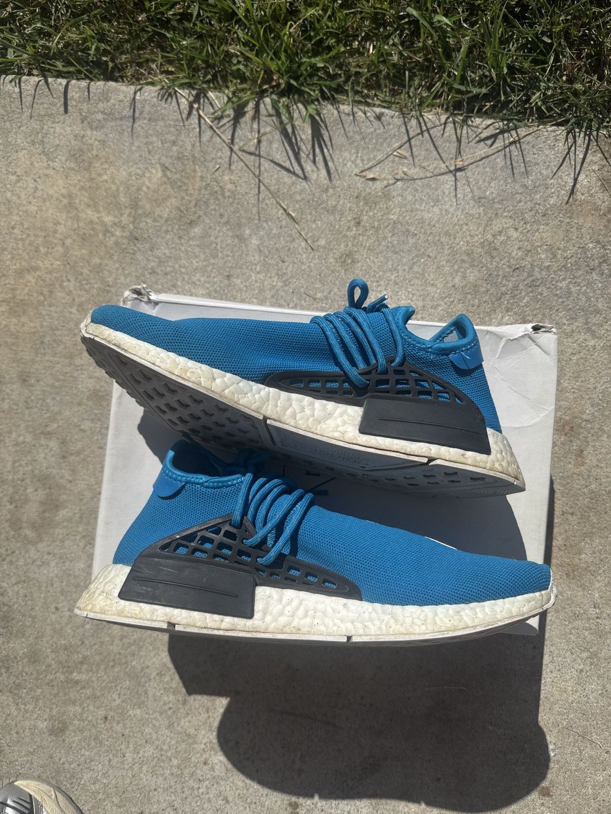 Adidas × Pharrell PHARRELL HUMAN RACE NMD Size US 9.5 / EU 42-43 - 2 Thumbnail