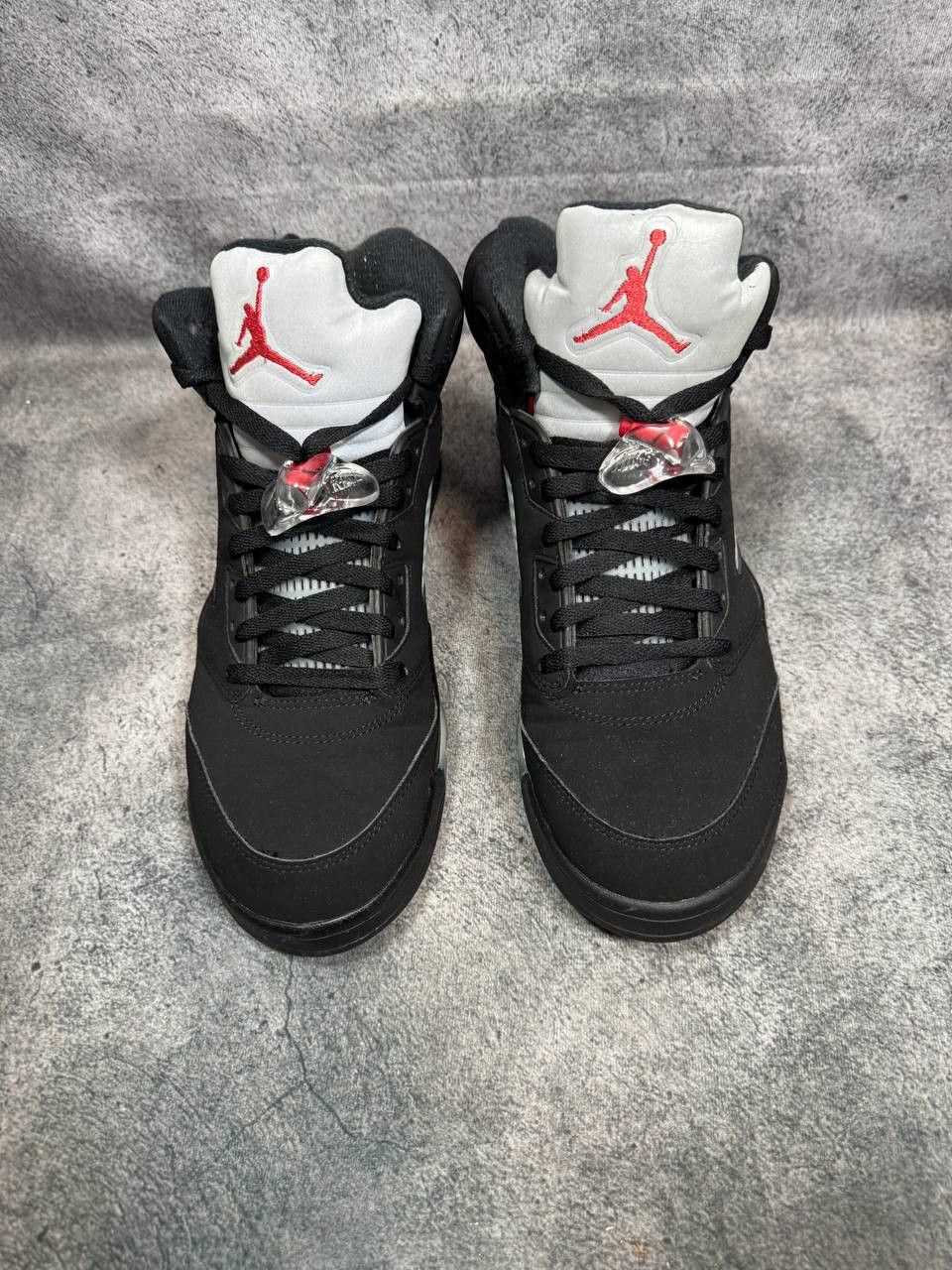 Jordan Brand Size 10 | Jordan 5 Metallic No Box | Pre-Owned Size US 9 / EU 42 - 2 Thumbnail