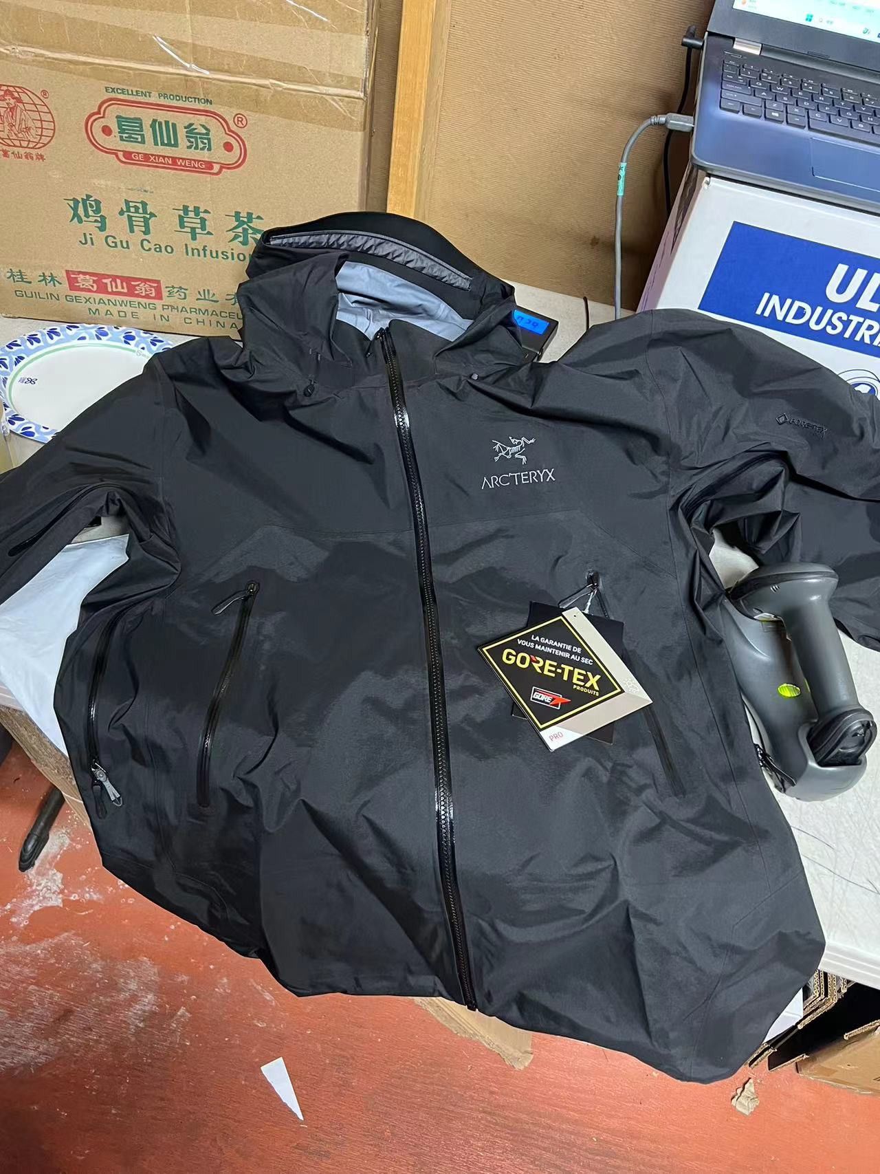 Arc'teryx Arc’teryx Beta AR black size XL Size US M / EU 48-50 / 2 - 1 Thumbnail