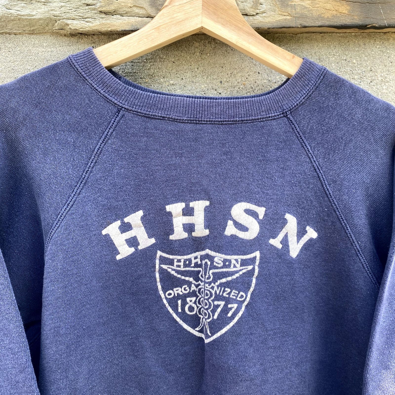 Vintage Vintage 60s Hartford Hospital Crewneck Flock Print Gusset Size US M / EU 48-50 / 2 - 2 Thumbnail