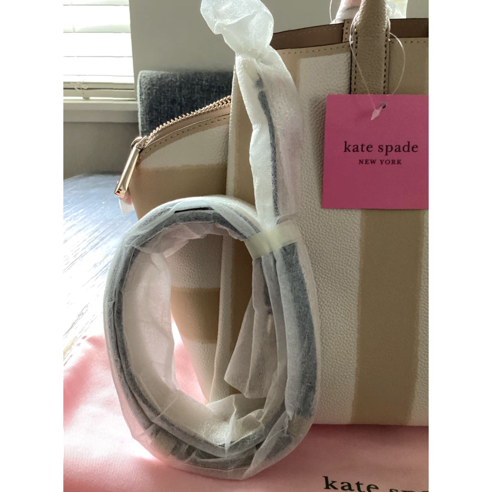 Vintage VINTAGE Kate Spade Avenue Awning Stripe Medium Satchel Warm Stone NWT Dust Bag Size ONE SIZE - 5 Thumbnail