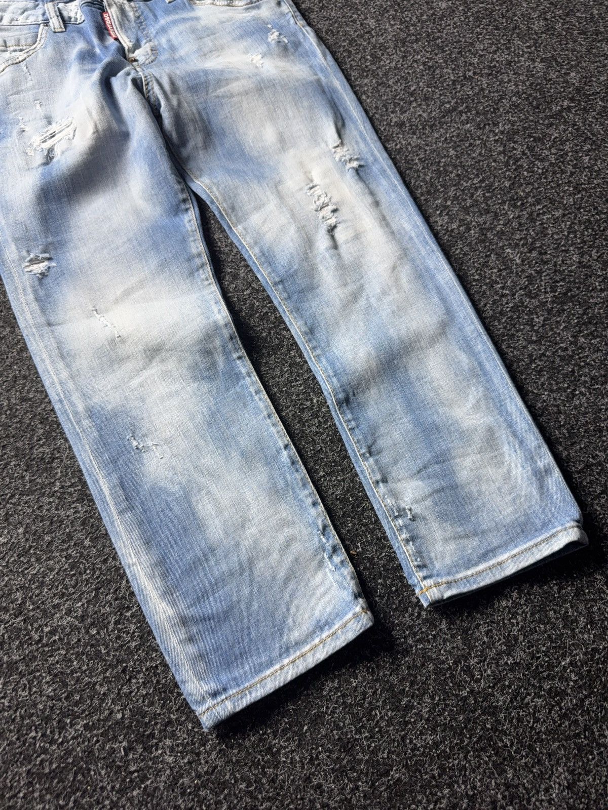 Dsquared2 Dsquared2 1964 Distressed Light Wash Jeans Size 30 Size US 30 / EU 46 - 5 Thumbnail