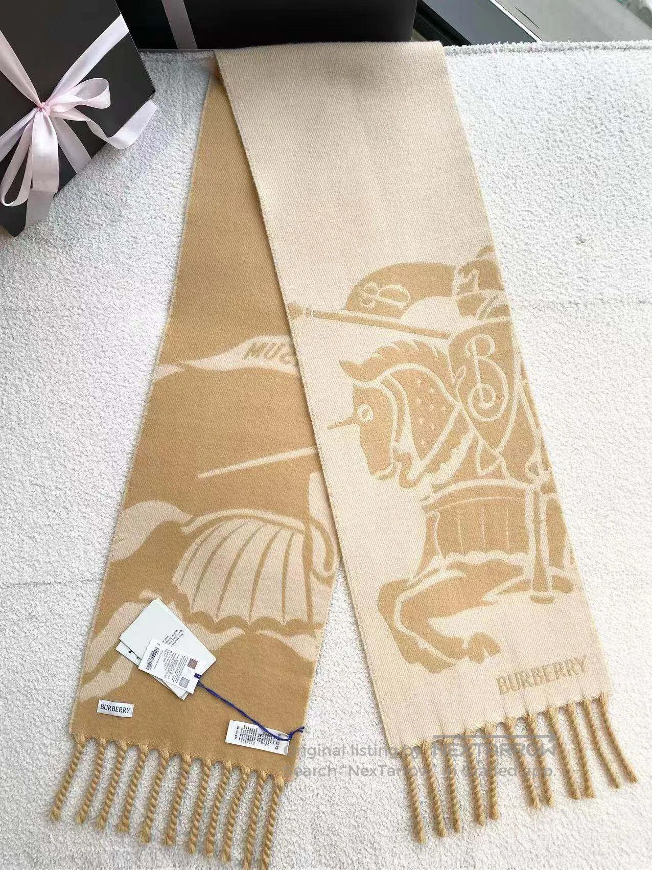 Burberry Burberry War horse logo wool scarf| Size ONE SIZE - 6 Thumbnail