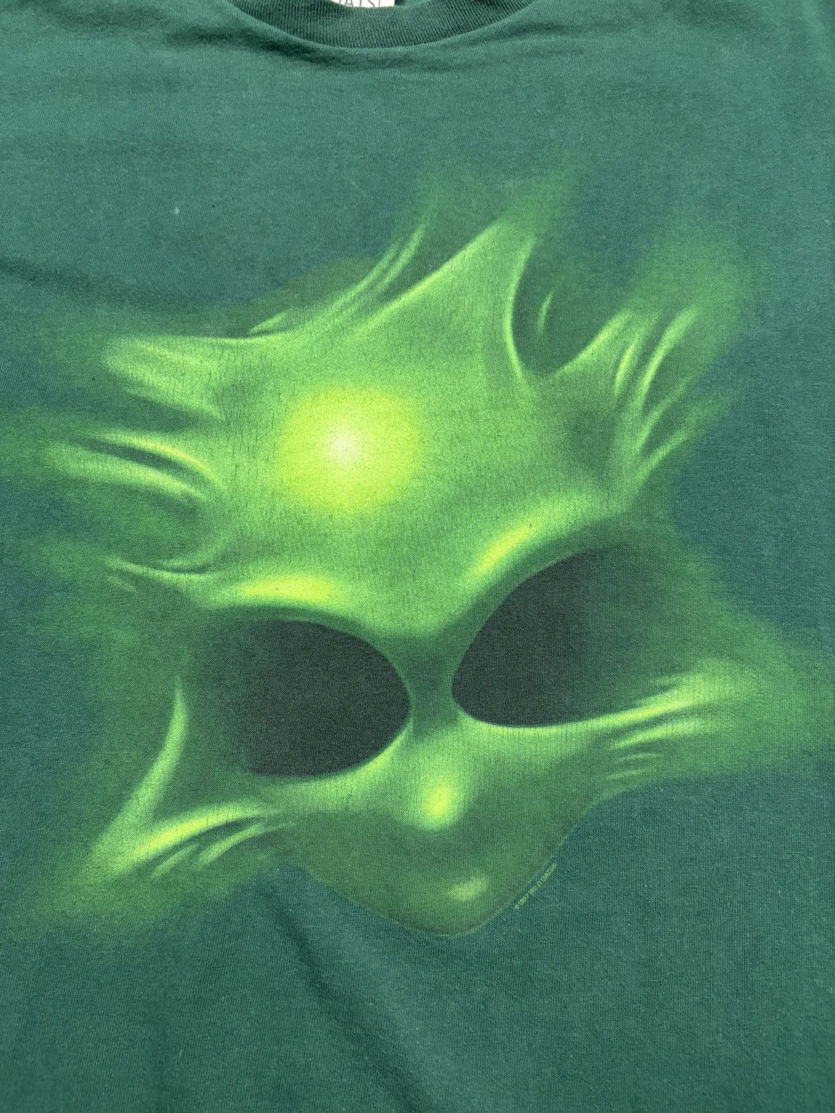 Vintage Vintage 1997 Alien Head Wild Oats Tee Sci-Fi Usa Ufo 90s Size US XL / EU 56 / 4 - 5 Thumbnail