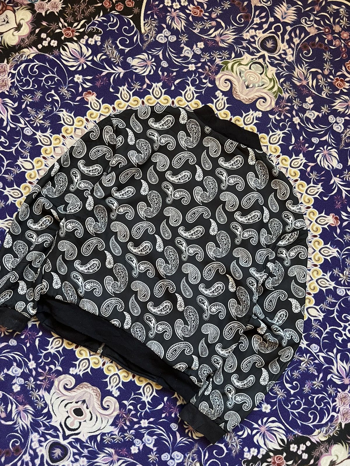 MOUSSY Moussy Reversible Paisley Print Bomber Jacket Vintage Size M / US 6-8 / IT 42-44 - 8 Thumbnail