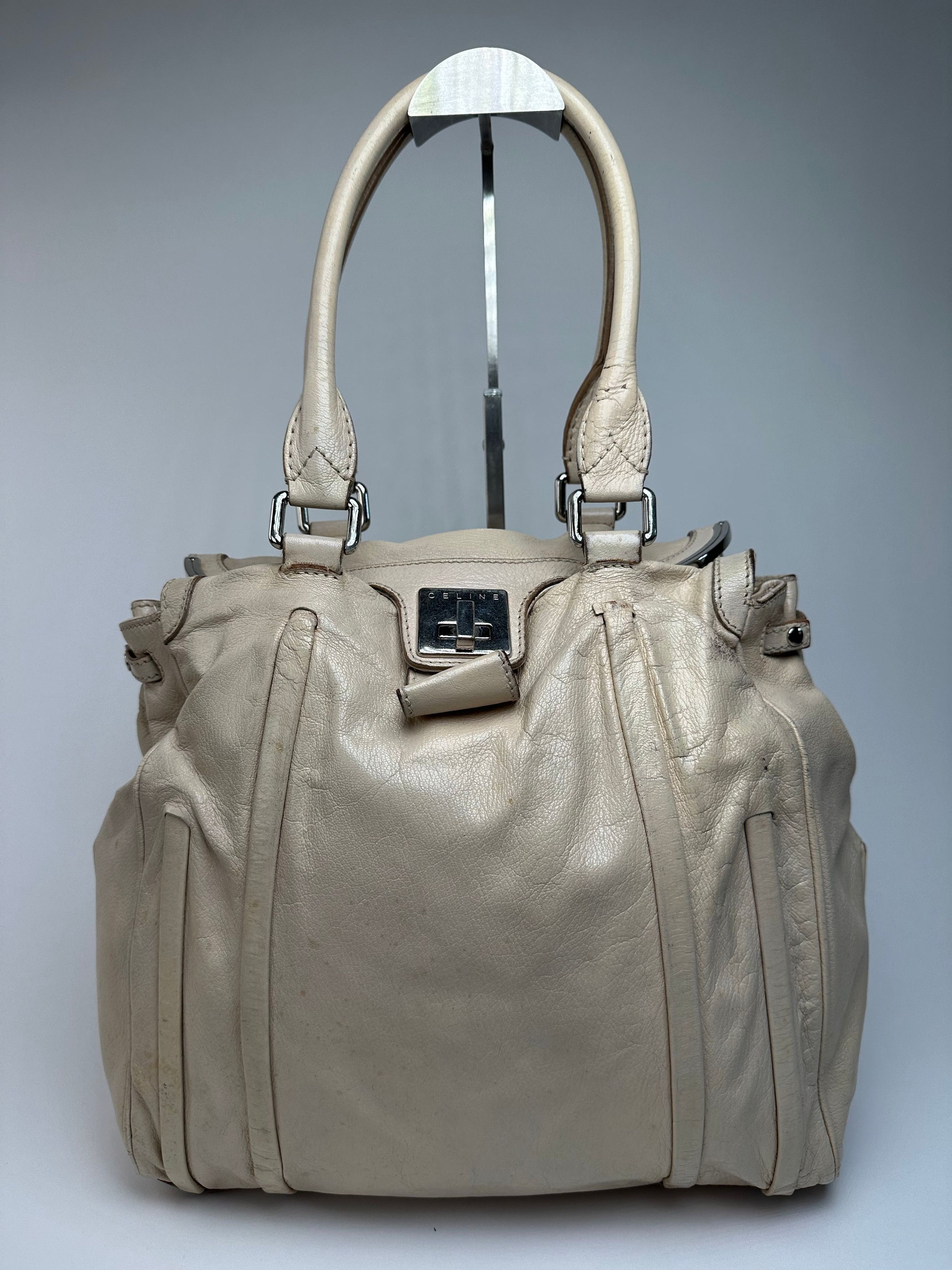 Celine Vintage Paris Leather Handbag Grey Size ONE SIZE - 1 Thumbnail