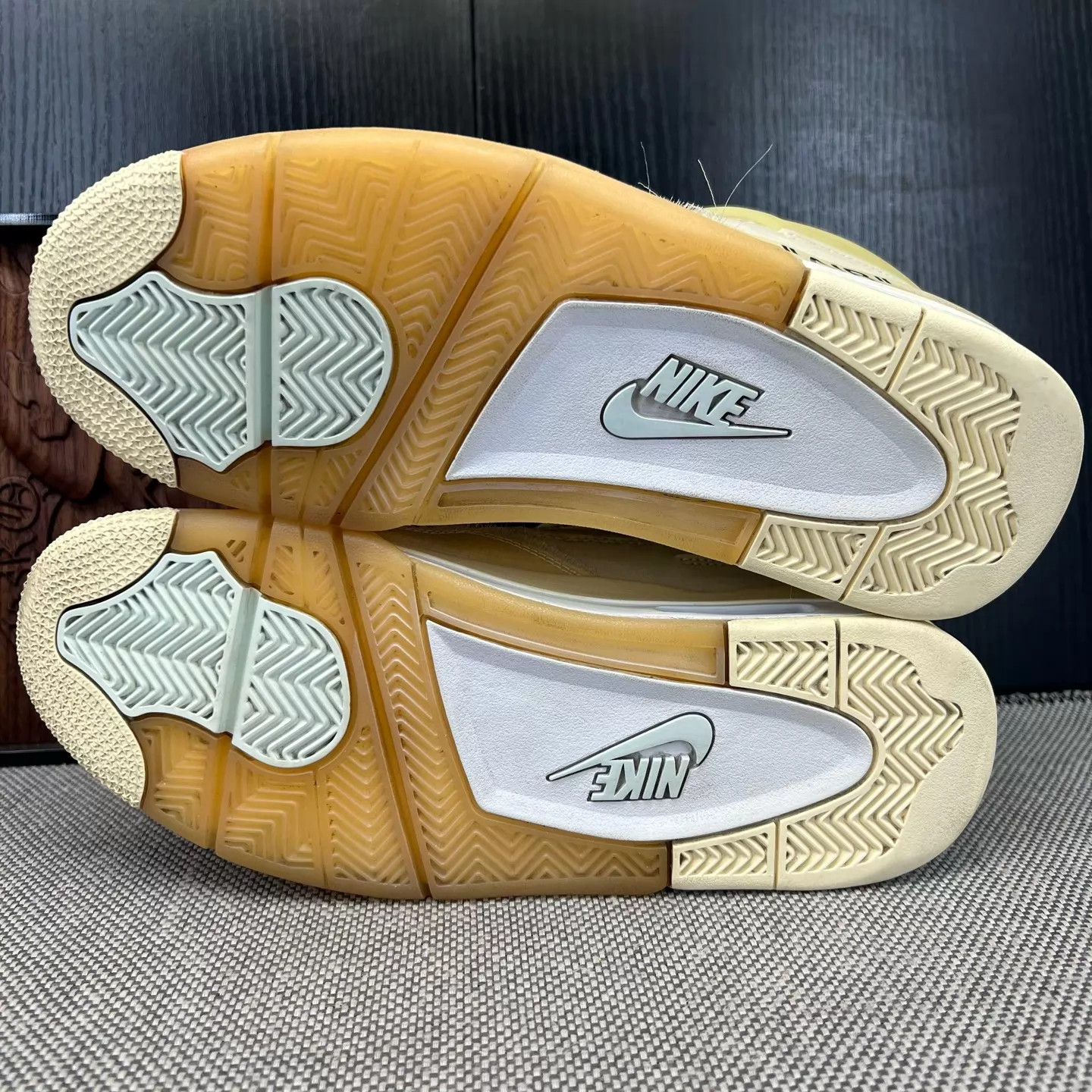 Nike OW x AJ4 'White Sail' Size 42 MINT Boxed Size US 9 / EU 42 - 6 Thumbnail