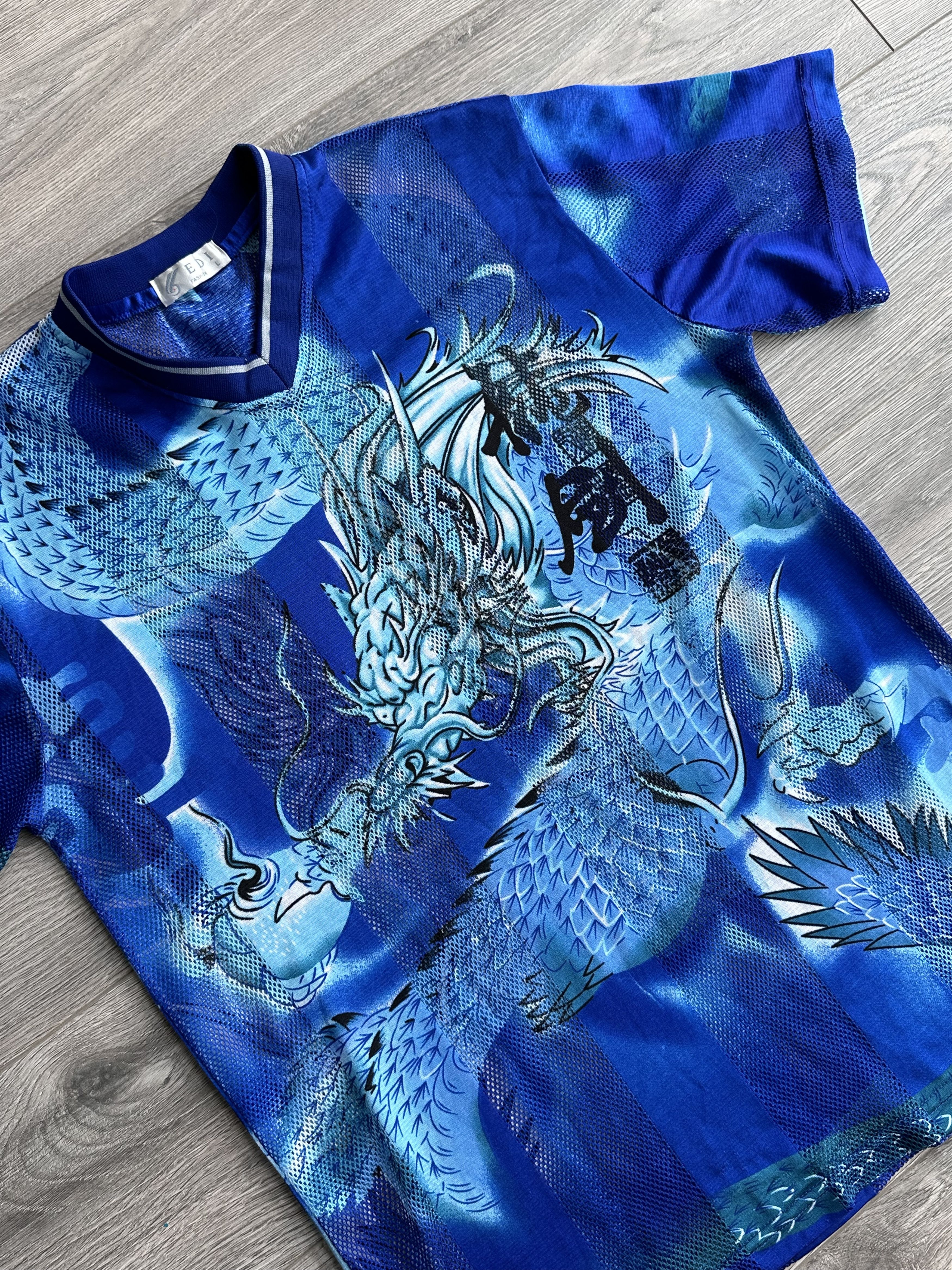 Vintage Avant Garde Dragon vintage t shirt Size US L / EU 52-54 / 3 - 3 Thumbnail