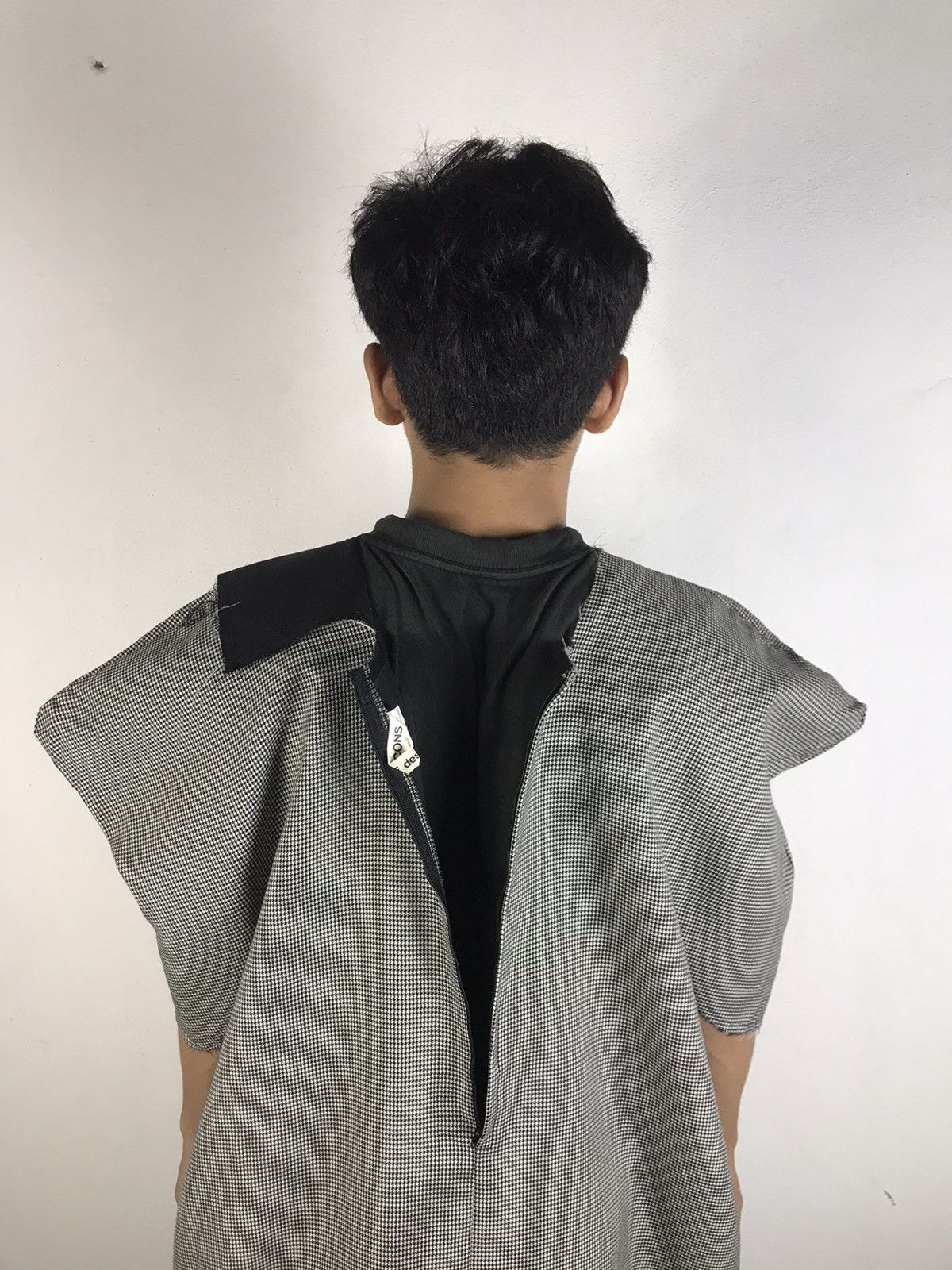 Comme des Garcons AD2013 Comme des Garçons Houndstooth Wool Sculptural Tabard Size S / US 4 / IT 40 - 10 Thumbnail