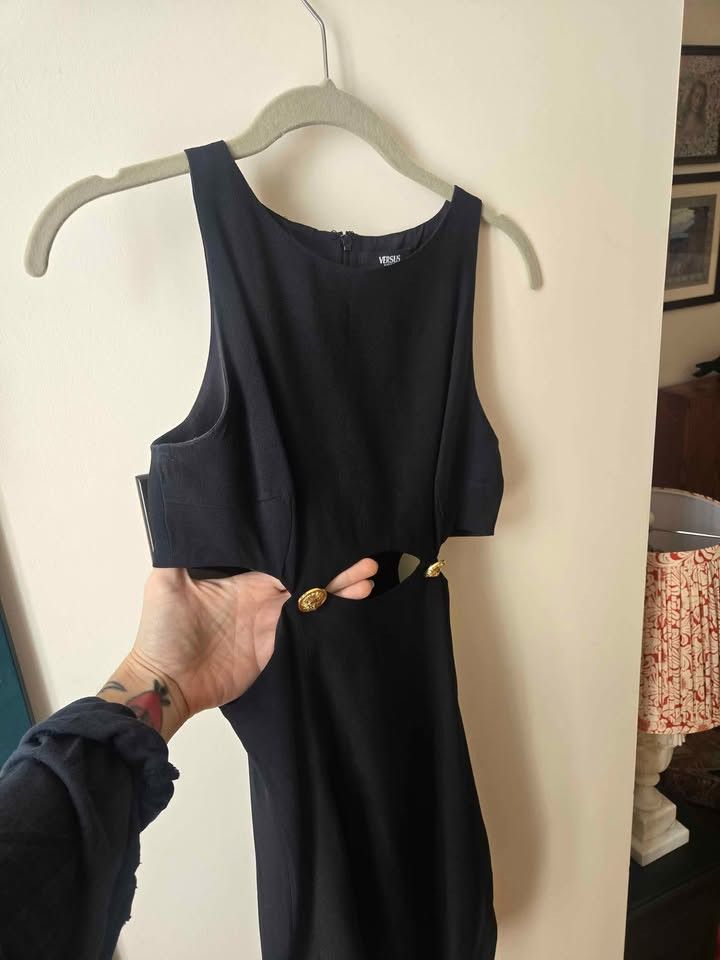 Versus Versace Cutout Dress Size S / US 4 / IT 40 - 8 Thumbnail