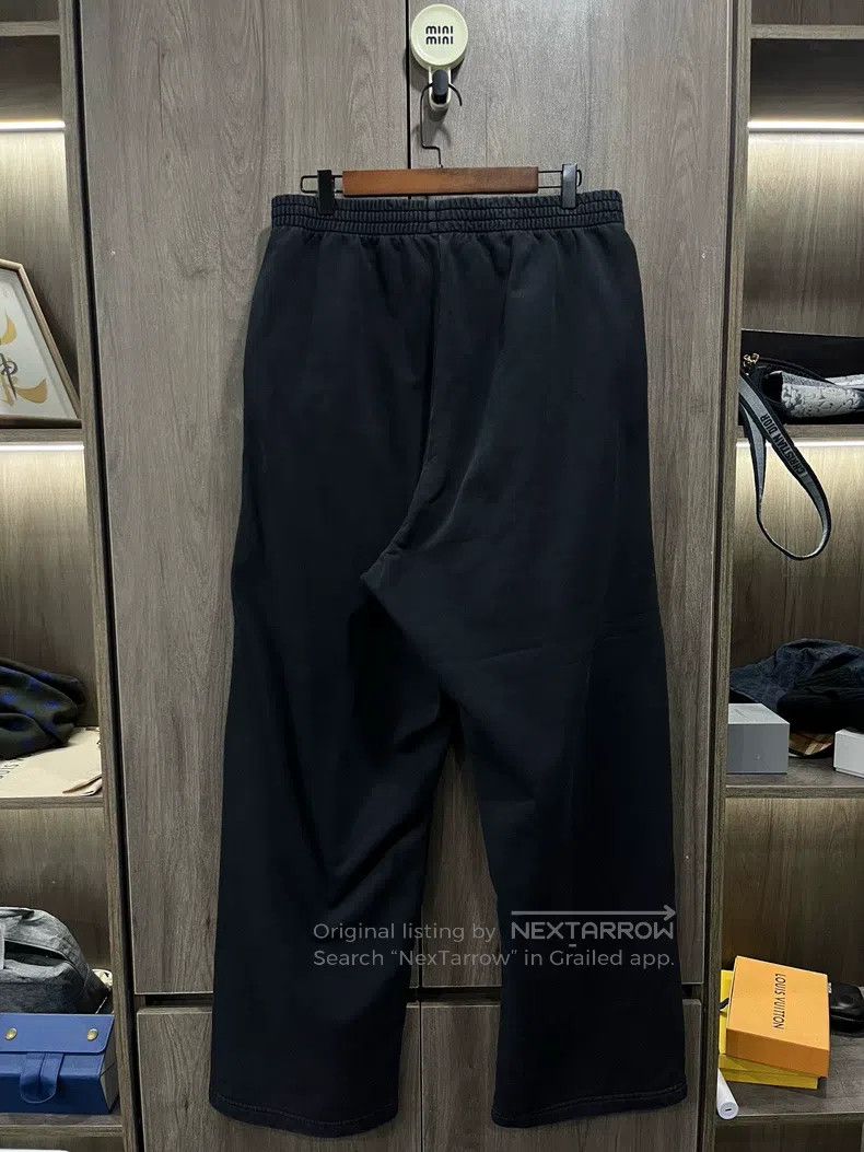 Balenciaga Balenciaga size L Embroidered side label large logo sport Size US 27 - 2 Thumbnail