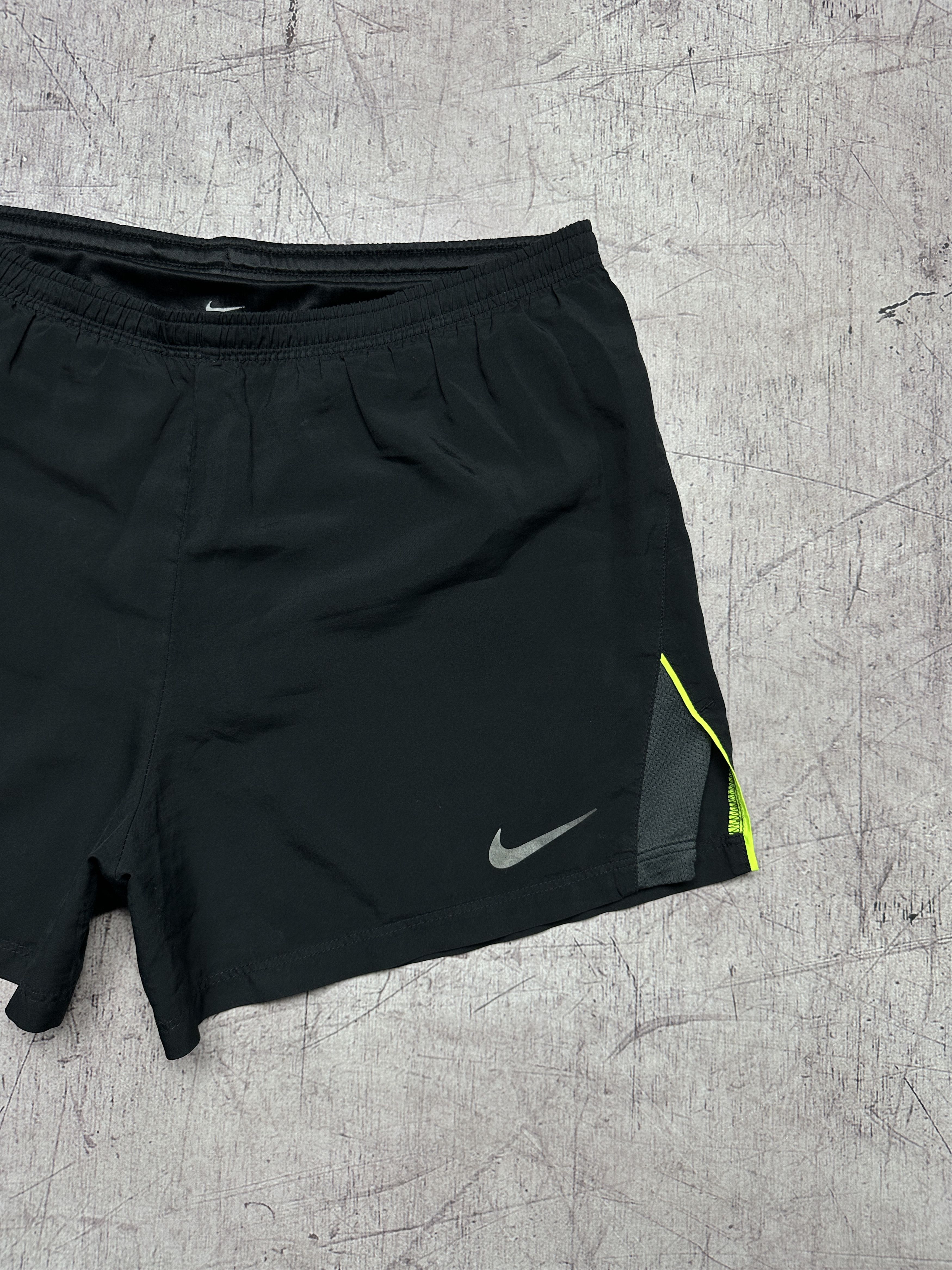 Nike Nike Dri Fit Vintage Mens Shorts Size US 32 / EU 48 - 2 Thumbnail