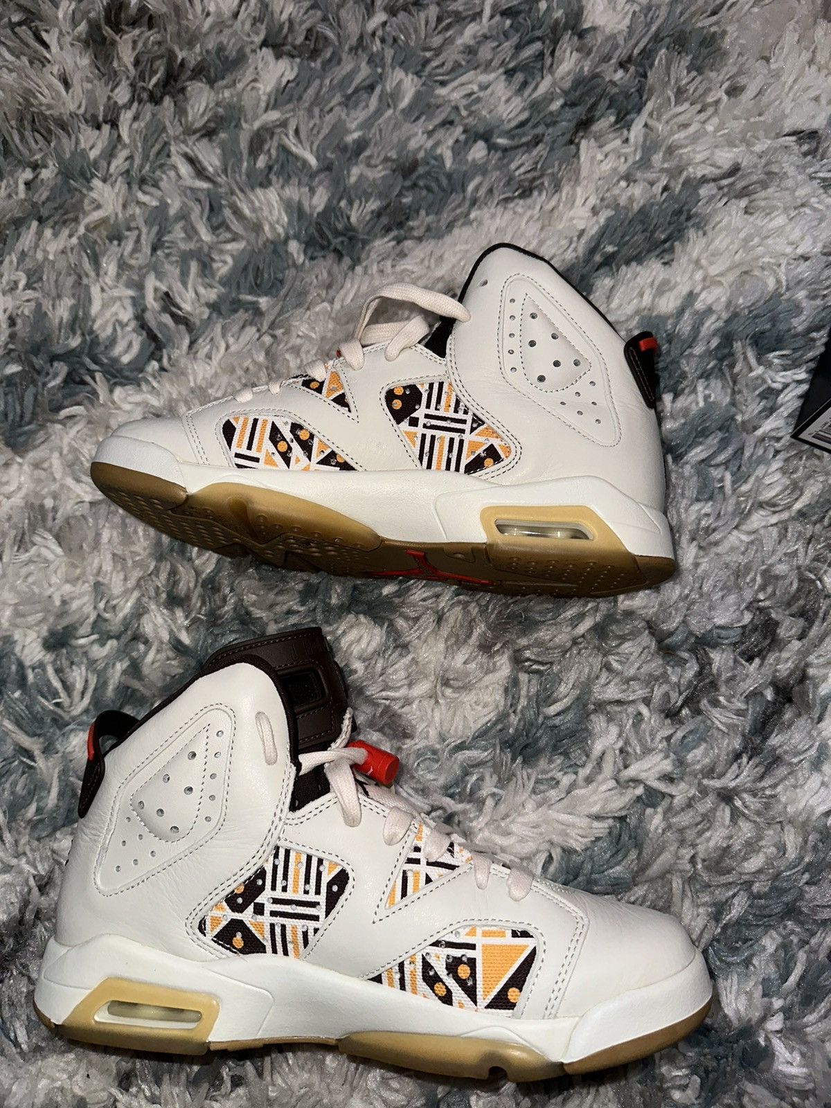 Jordan Brand Size 6.5Y Grade School - Jordan 6 Retro Quai 54 - Sail Gum Size US 6.5 / EU 39-40 - 10 Thumbnail