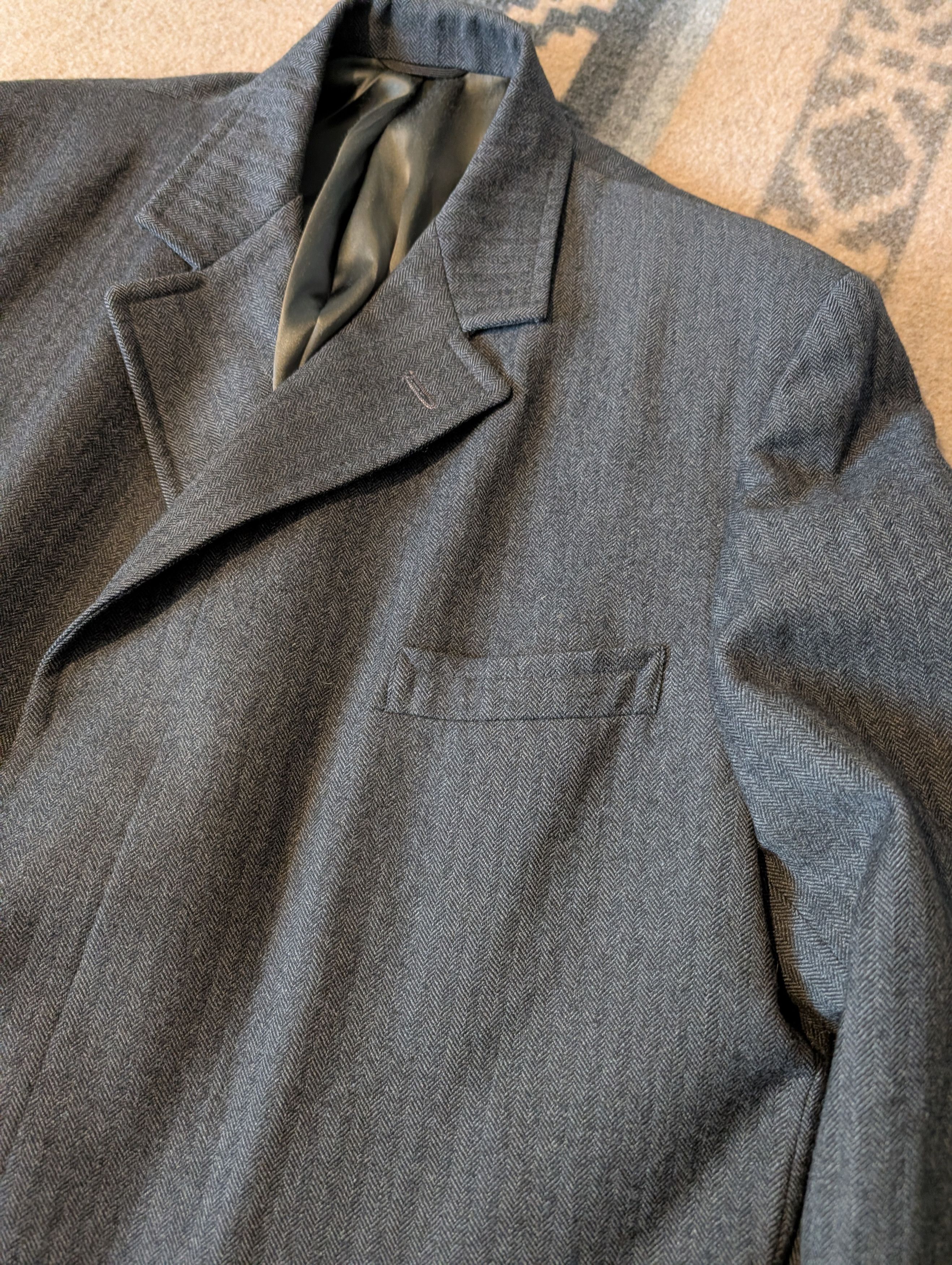 J. Press Charcoal Gray Herringbone Wool Overcoat USA 44 Size US L / EU 52-54 / 3 - 7 Thumbnail