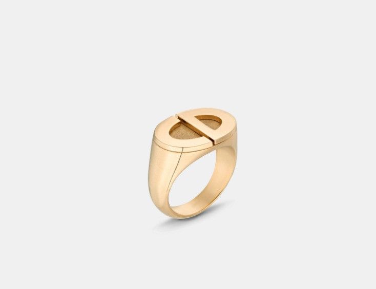 Dior o1w1db10325 Size: OS / R2002W Ring in Gold Size ONE SIZE - 1 Thumbnail