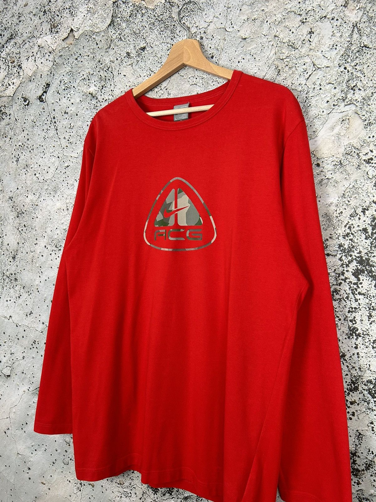 Nike Vintage Nike ACG Longsleeve Big Logo Rare Hype Gorpcore Y2K Size US L / EU 52-54 / 3 - 2 Thumbnail