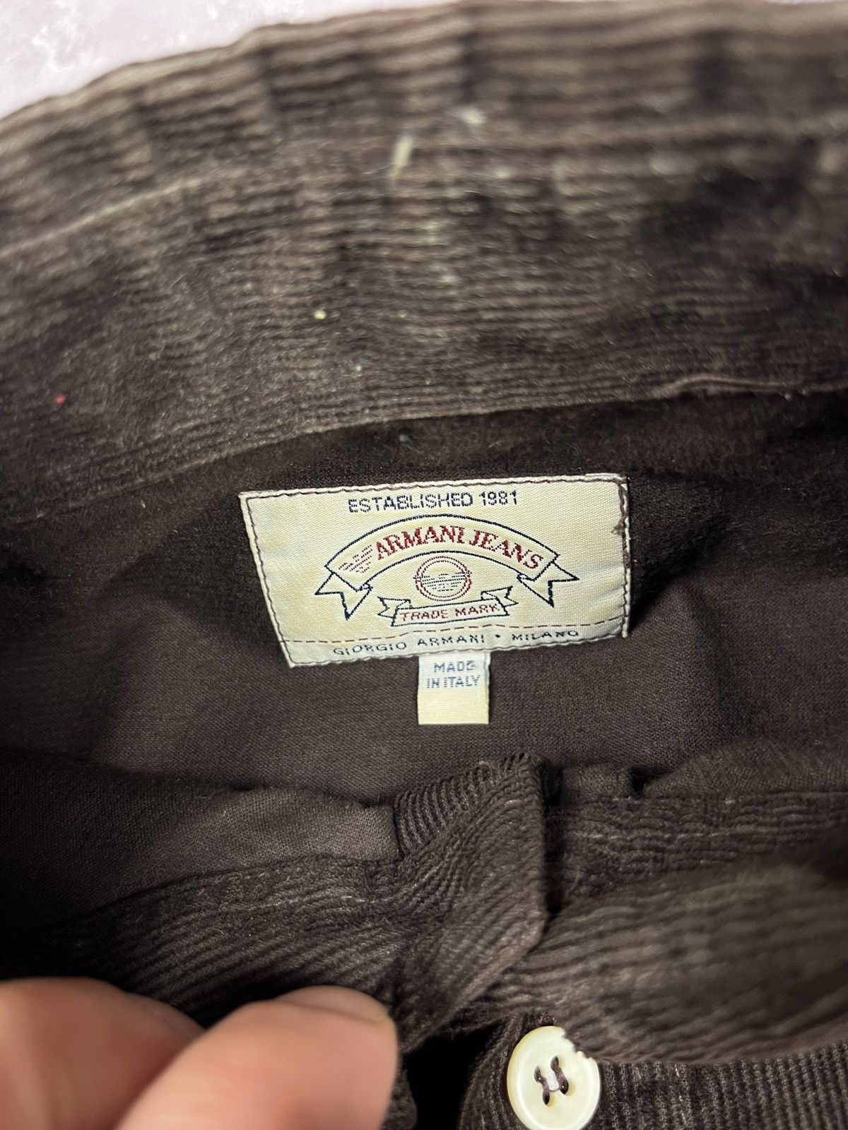Armani Vintage 90s Armani Jeans Corduroy shirt Longsleeve Logo Embr Size US S / EU 44-46 / 1 - 4 Thumbnail