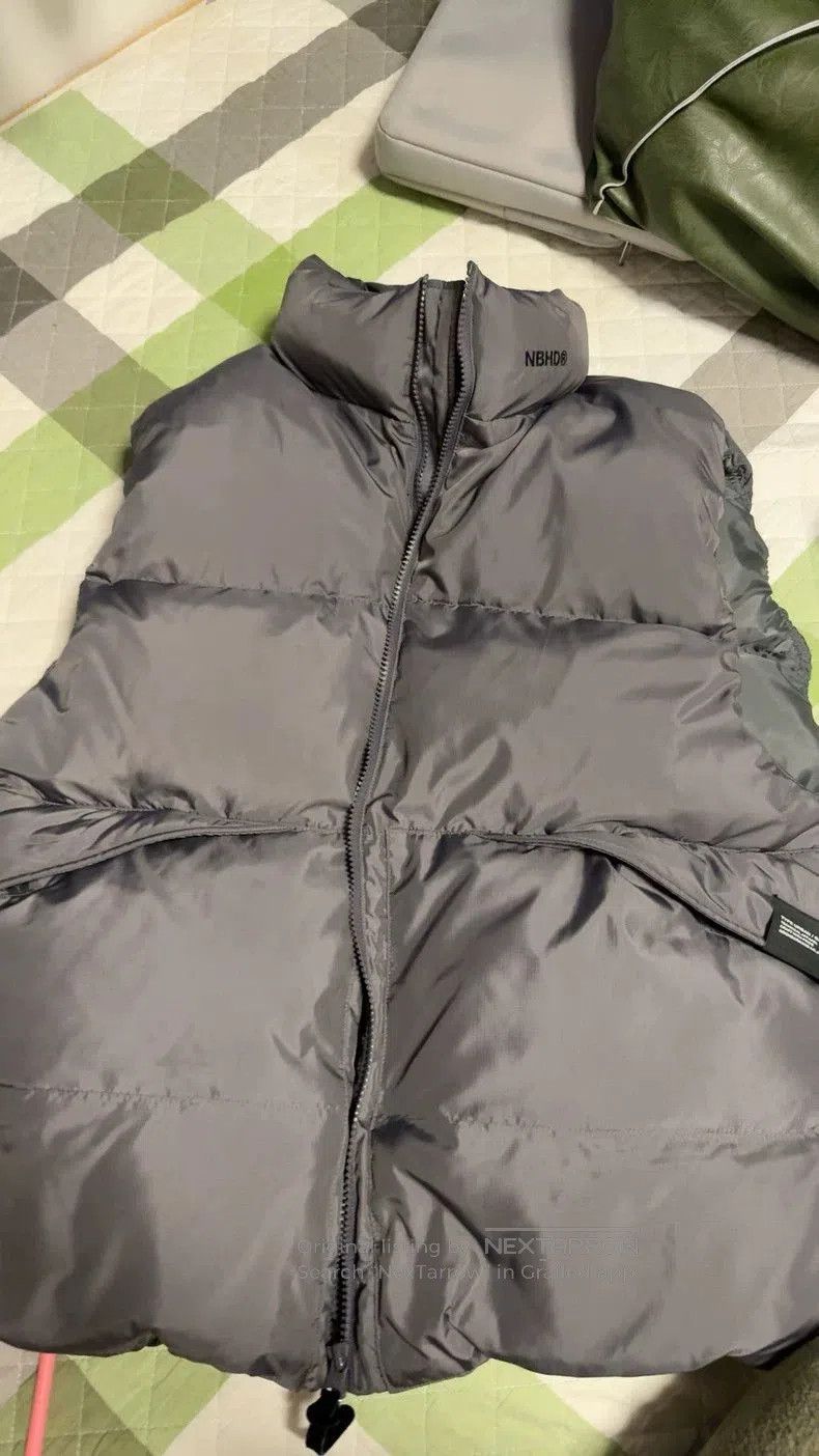 Neighborhood Neighborhood L Size Down Vest. Size US L / EU 52-54 / 3 - 1 Thumbnail