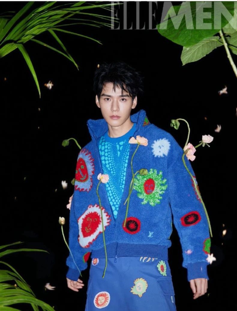 Louis Vuitton Louis Vuitton louis vuitton x Yayoi Kusama Blue graffiti te Size US L / EU 52-54 / 3 - 6 Thumbnail