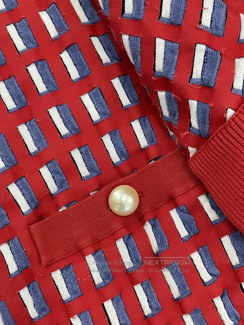 Chanel Chanel 13 Spring and Summer Windmill Series Red Plaid Pear Size XS / US 0-2 / IT 36-38 - 3 Thumbnail