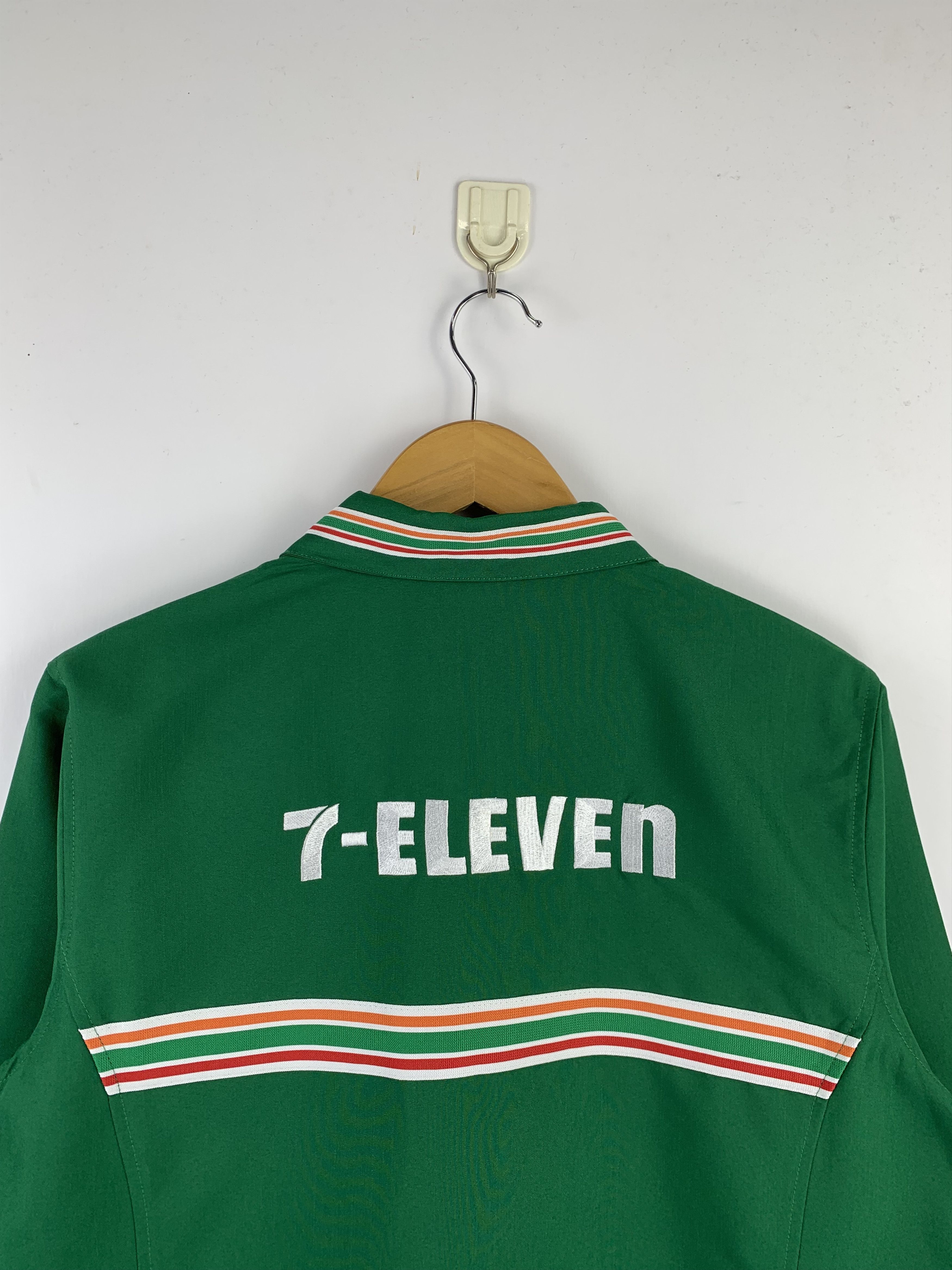 Japanese Brand Vintage 7-Eleven Workers Jacket J1531 Size US L / EU 52-54 / 3 - 4 Thumbnail