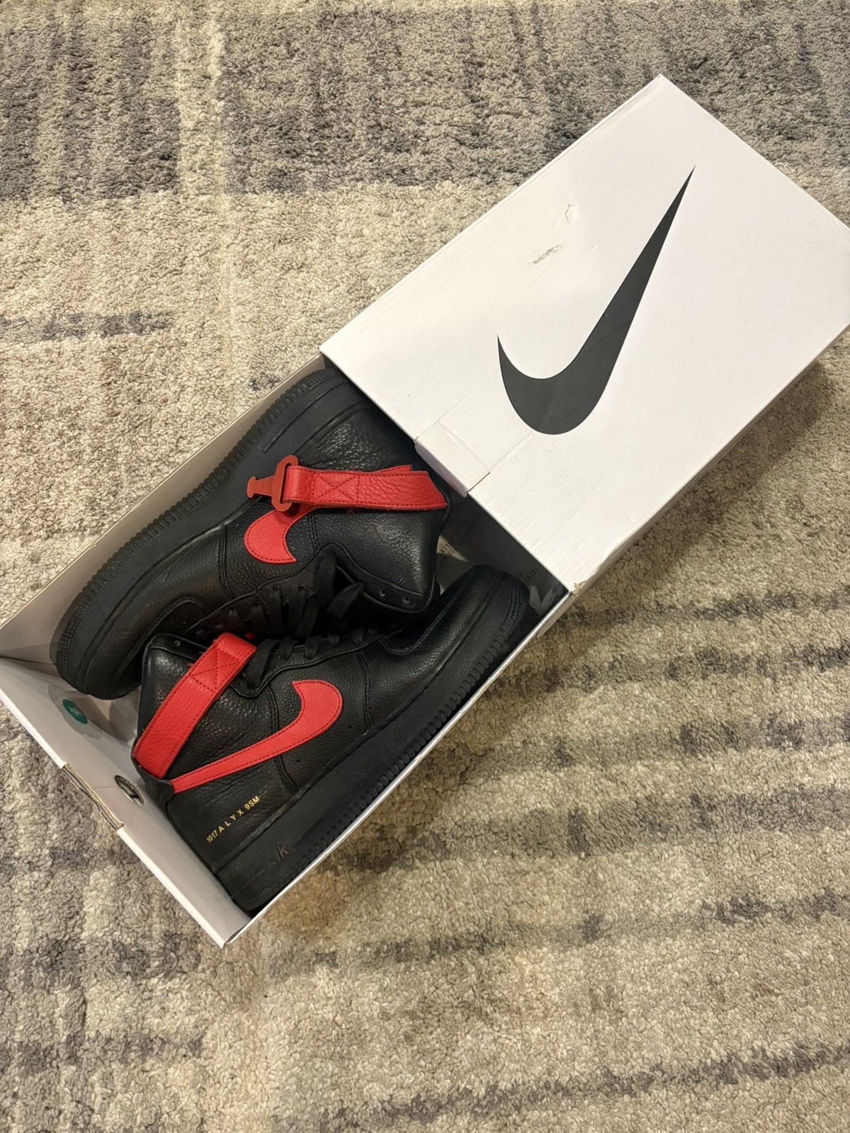 1017 ALYX 9SM × Nike 1017 alyx 9sm Size US 9 / EU 42 - 1 Thumbnail